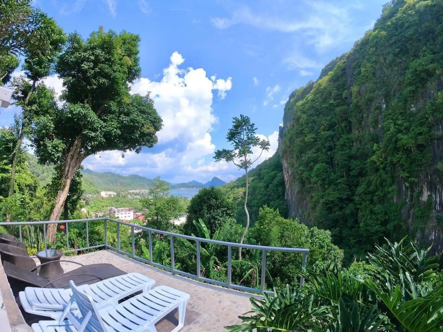 El Nido Viewdeck Cottages