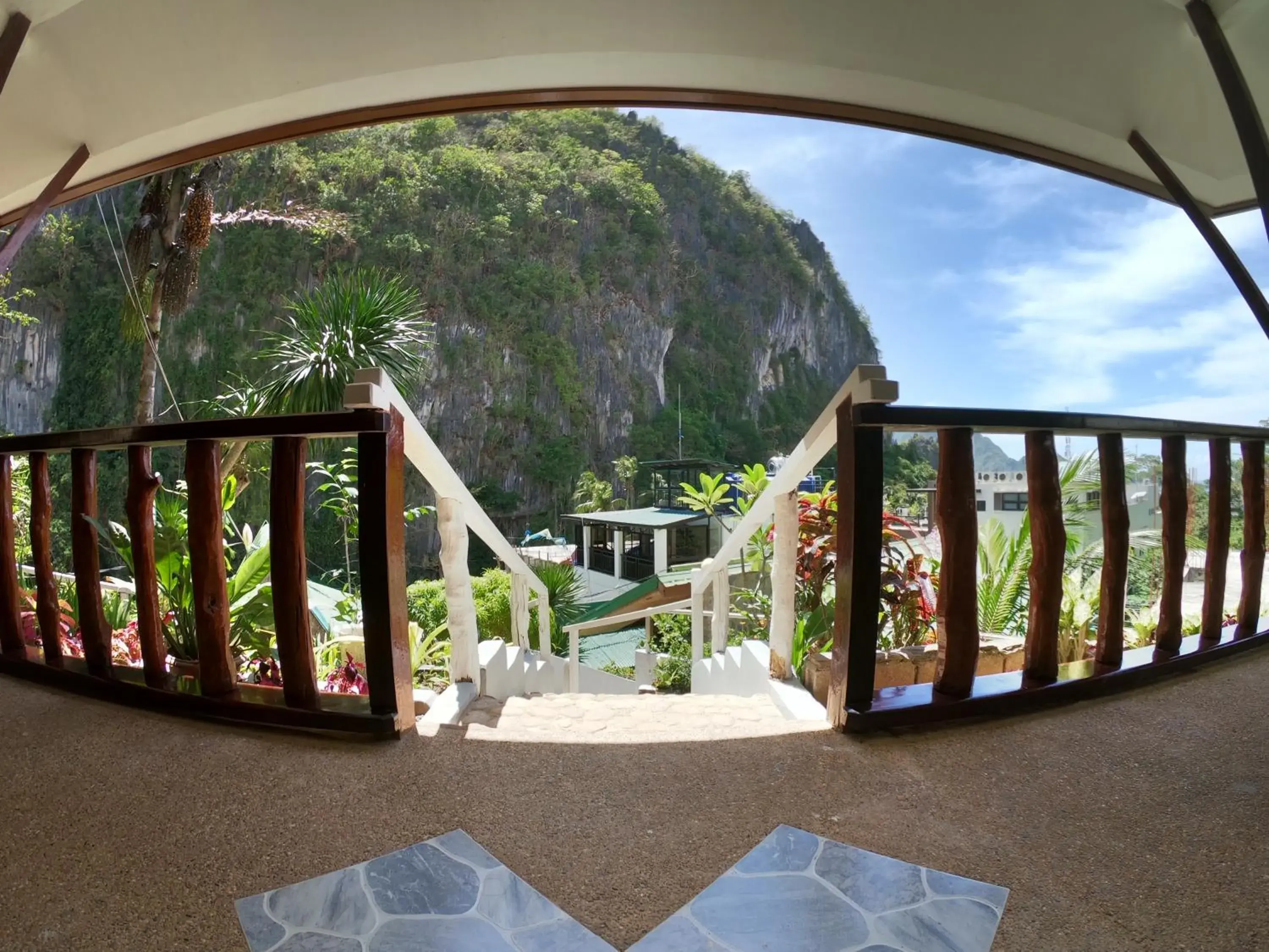 Property building in El Nido Viewdeck Cottages Property building in El Nido Viewdeck Cottages