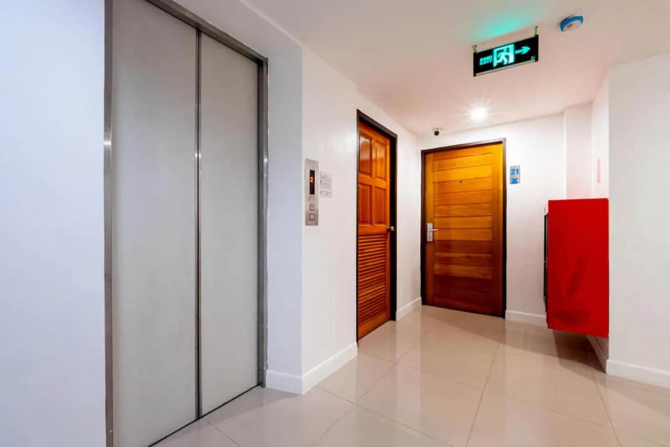 elevator in By Dee at Jomtien