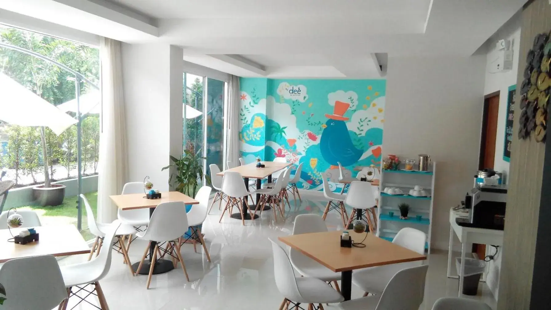 Lounge or bar in By Dee at Jomtien Lounge or bar in By Dee at Jomtien