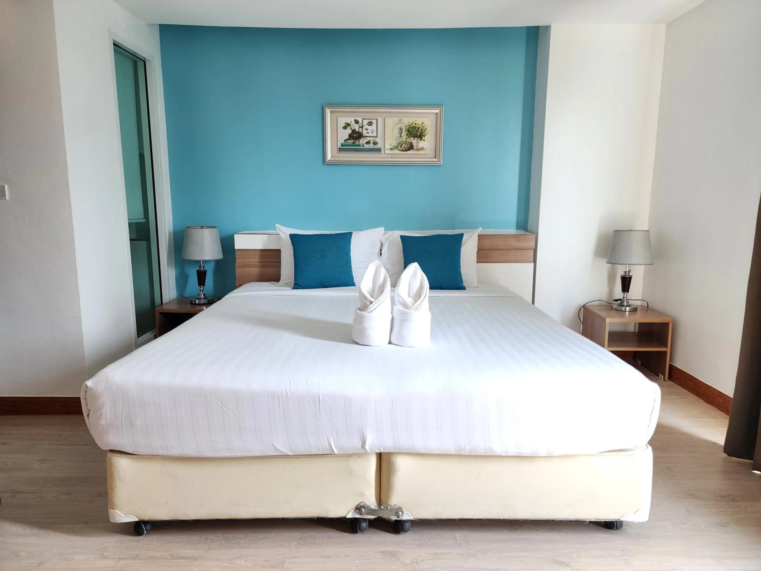 Bedroom, Bed in By Dee at Jomtien