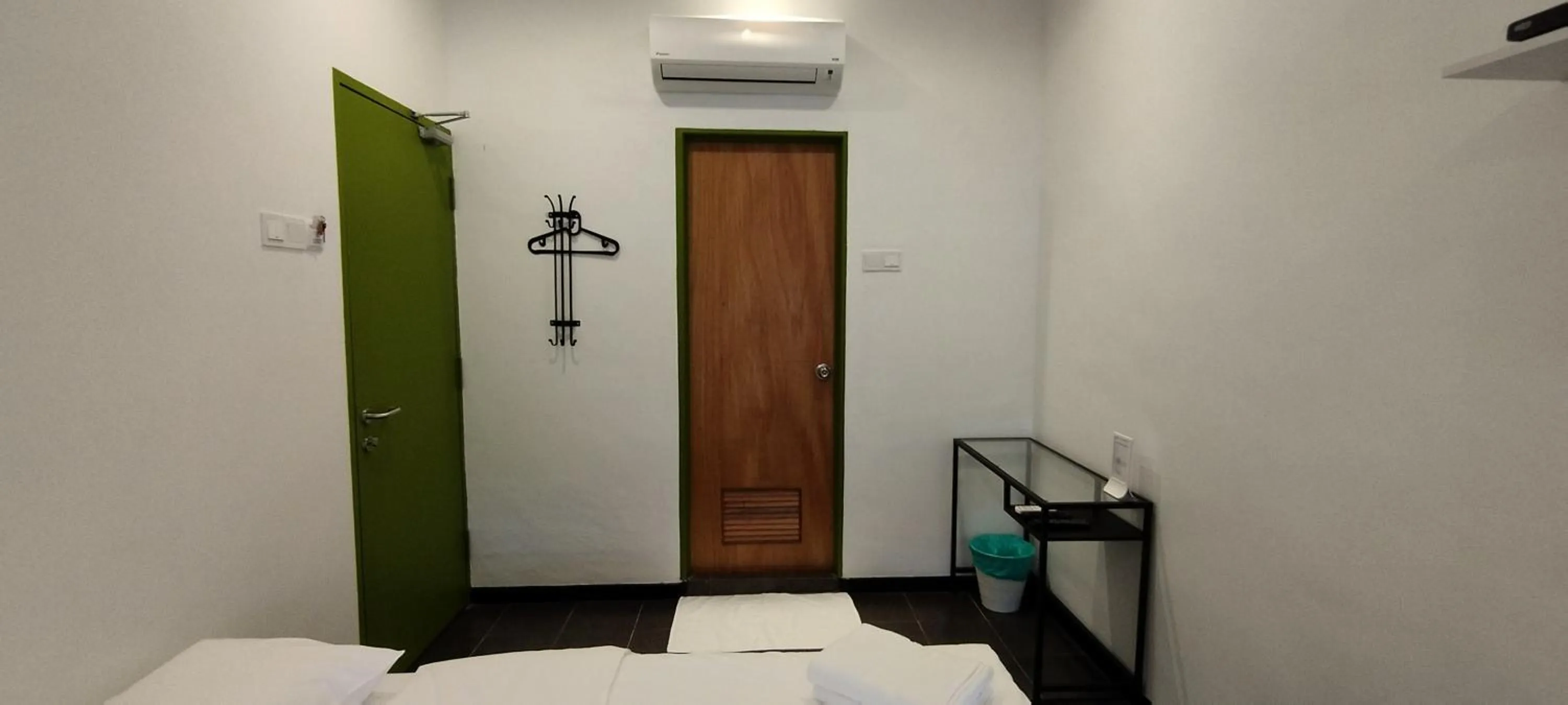 Photo of the whole room, Bed in Olive Bedz Hotel