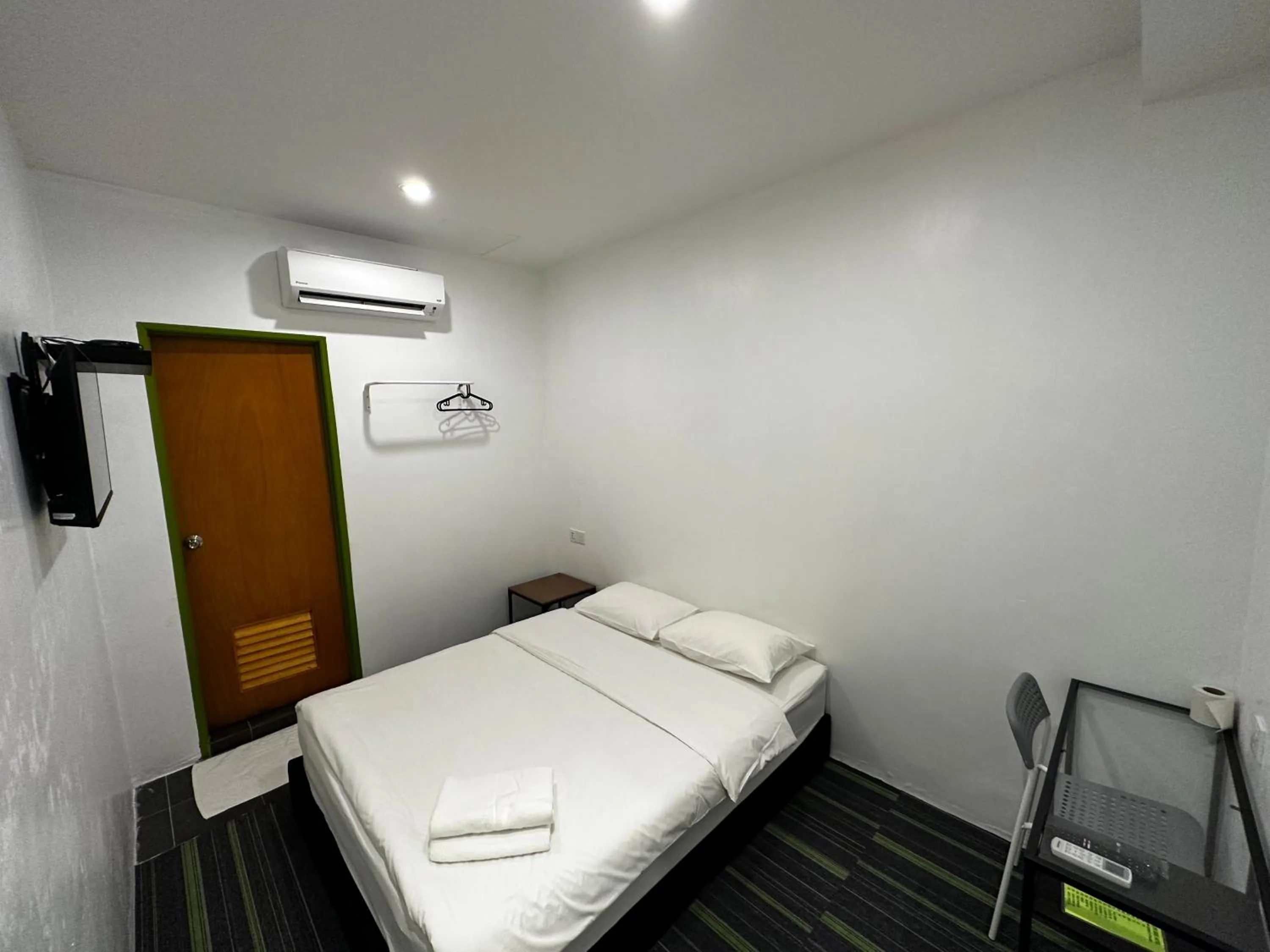 Bed in Olive Bedz Hotel