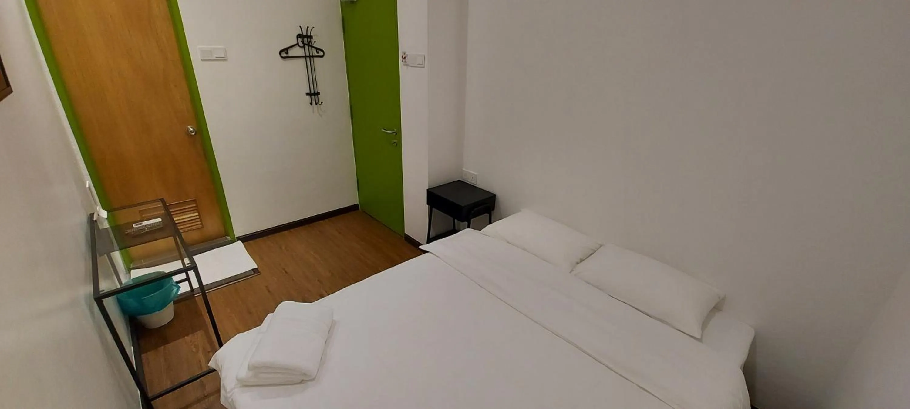 Photo of the whole room, Bed in Olive Bedz Hotel