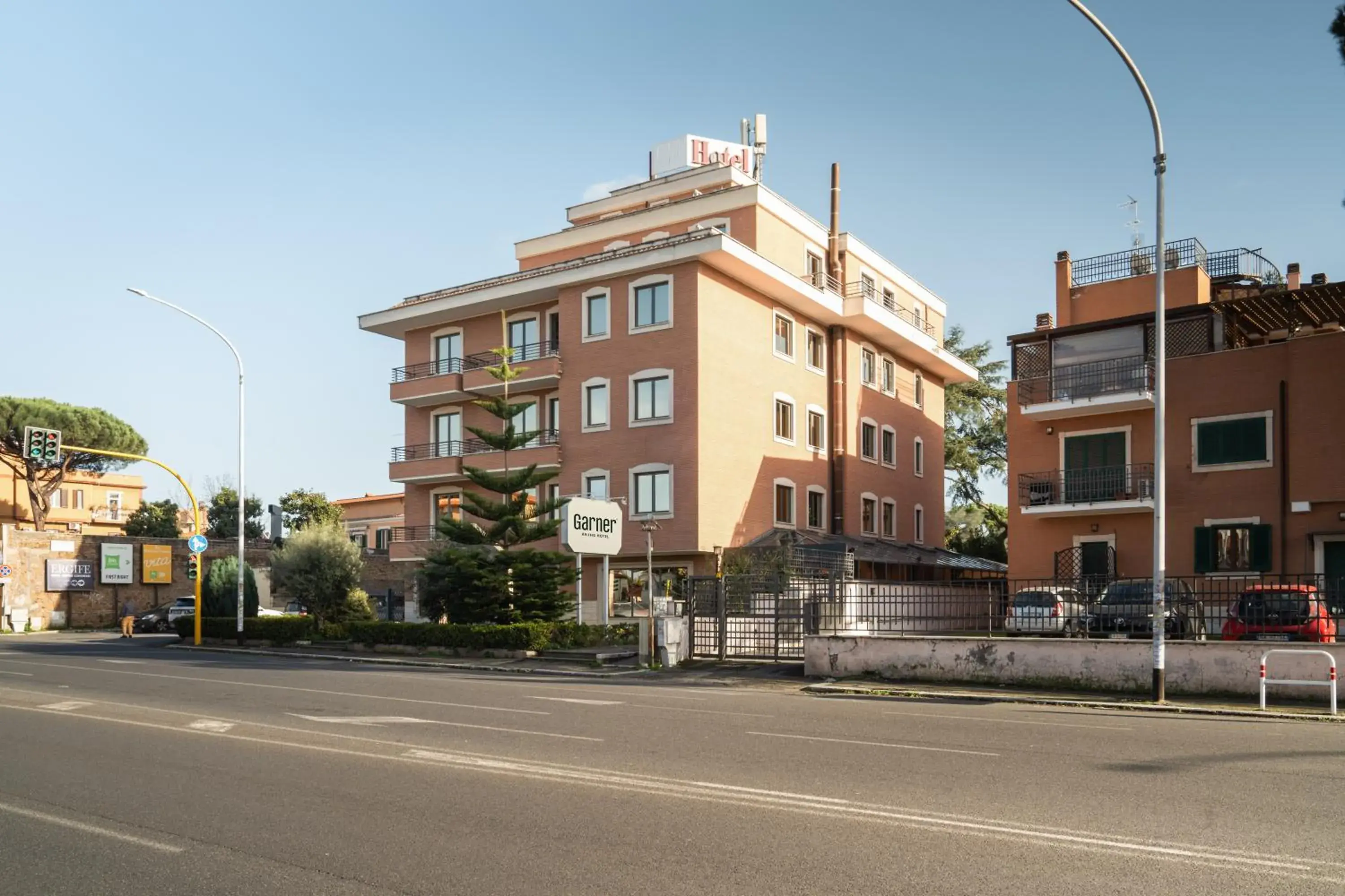 Property building in Garner Hotel Rome Aurelia by IHG Property building in Garner Hotel Rome Aurelia by IHG