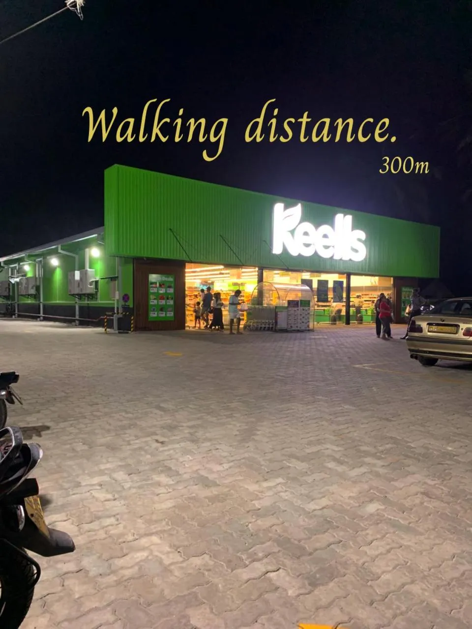 Shopping Area in Lahiru Airport Villa