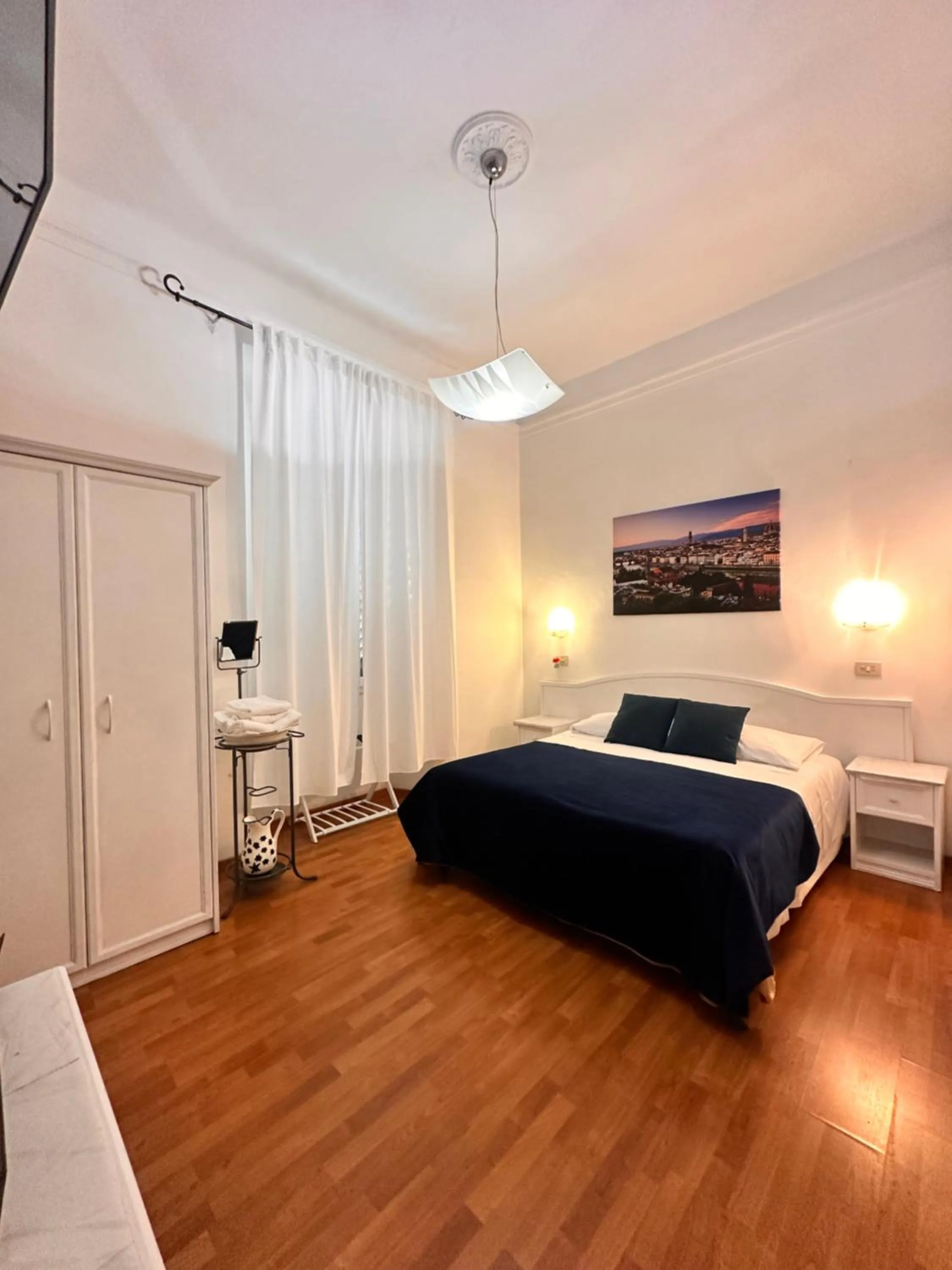 Photo of the whole room, Bed in Soggiorno Madrid