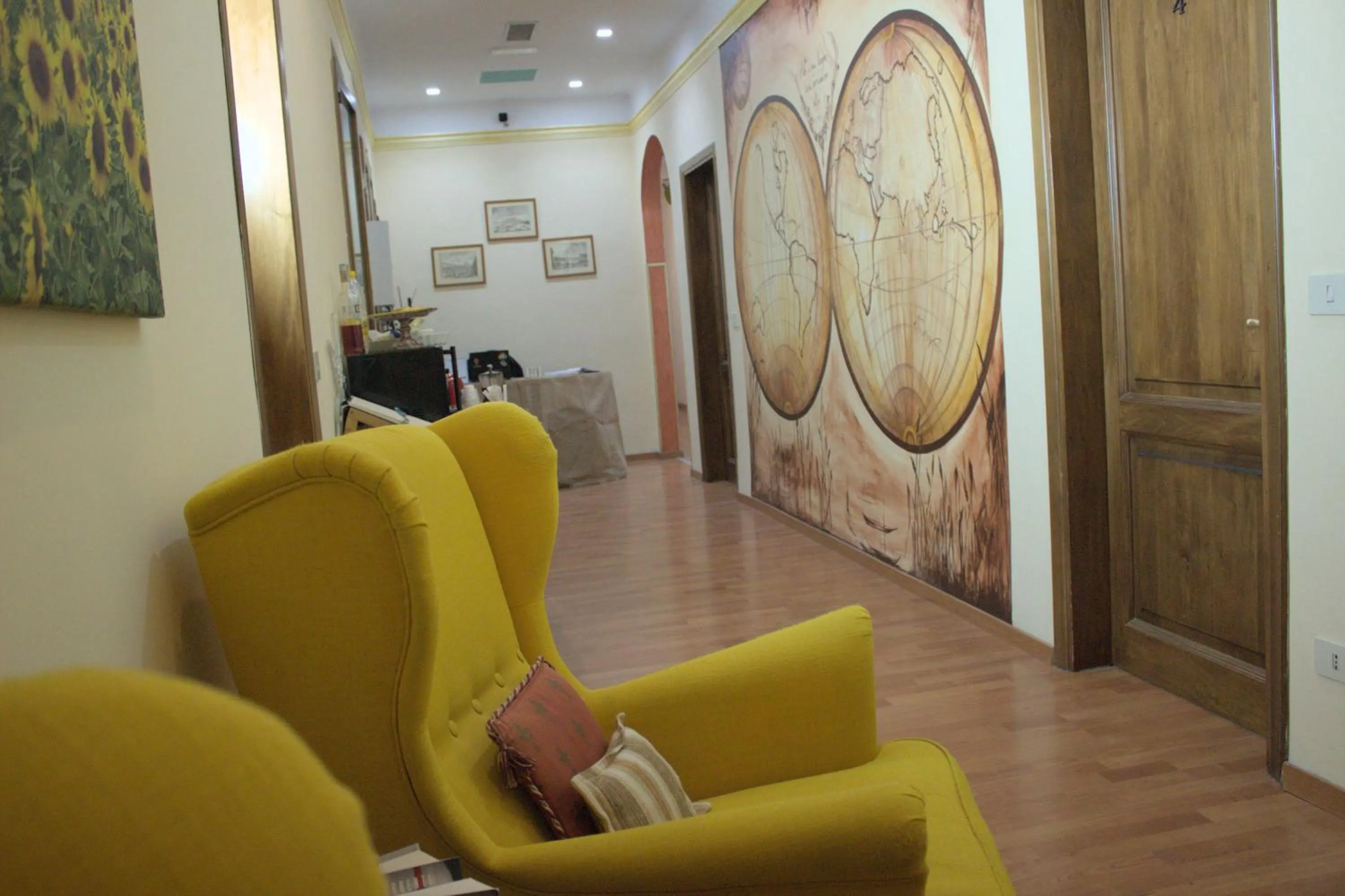 Seating area in Soggiorno Madrid