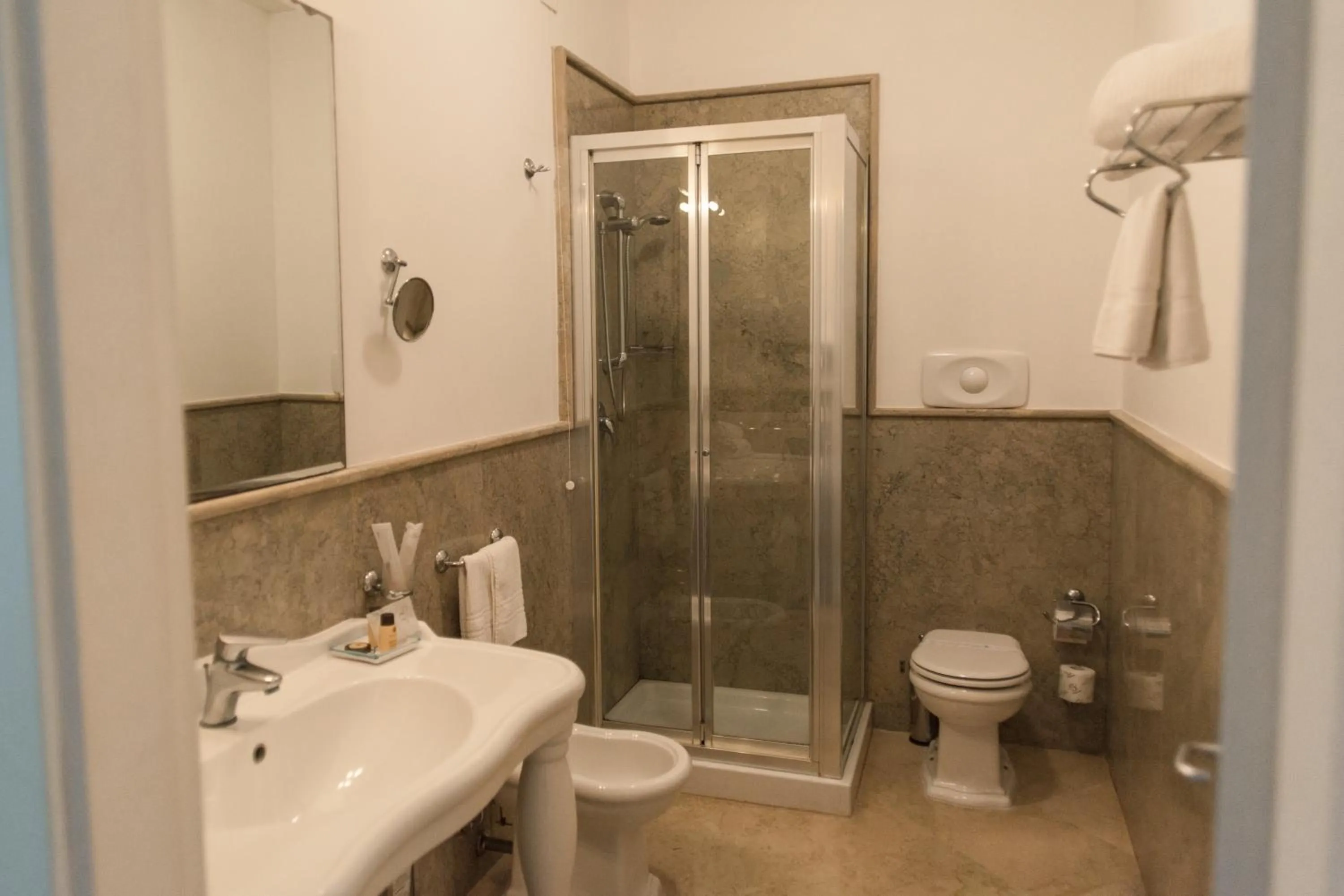 Bathroom in Relais Antiche Saline