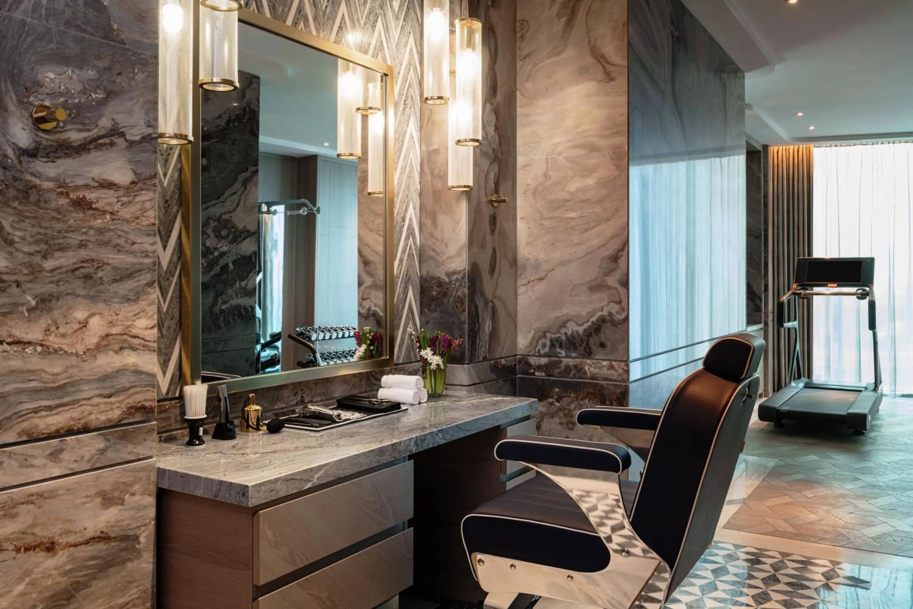 Lounge or bar in The St. Regis Kuwait