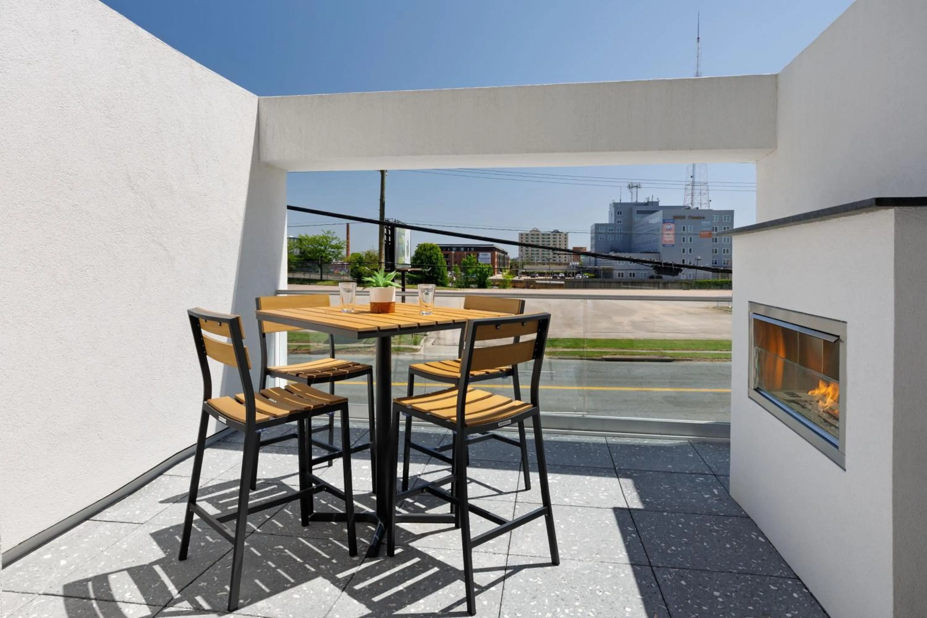 Photo of the whole room in Courtyard by Marriott Richmond Scott's Addition