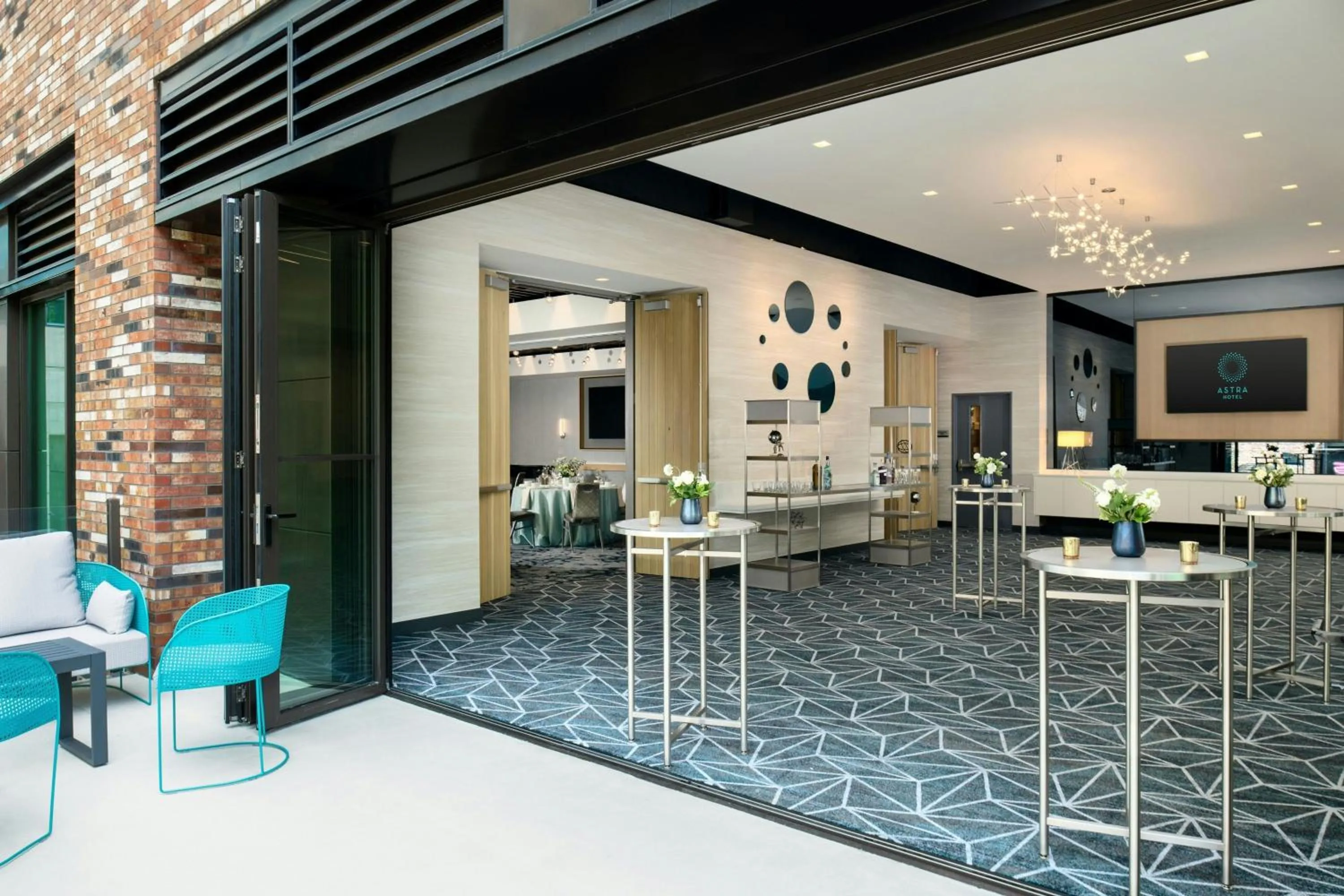 Meeting/conference room in Astra Hotel, Seattle, a Tribute Portfolio Hotel