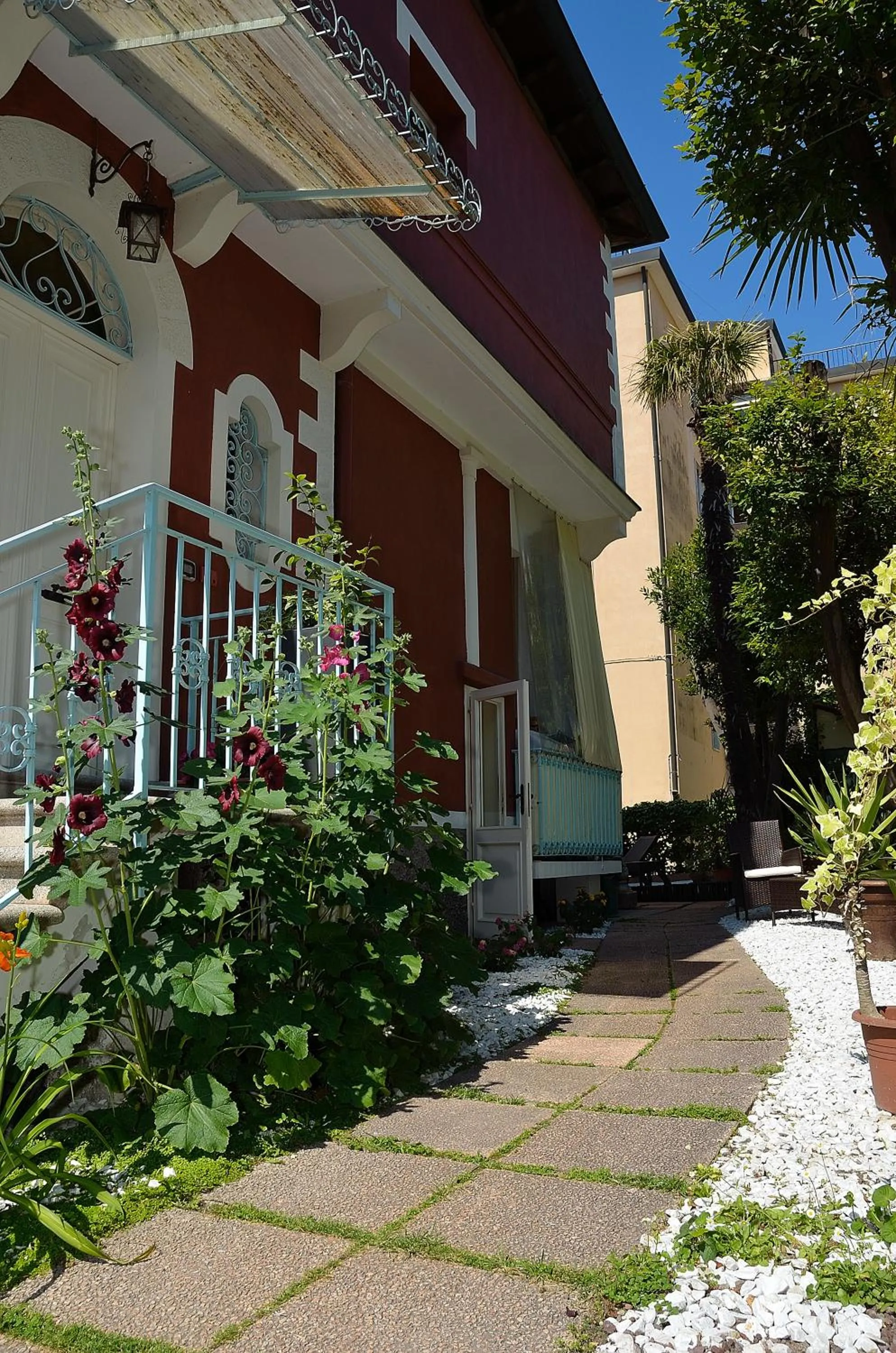 Property building in Villa Angelica