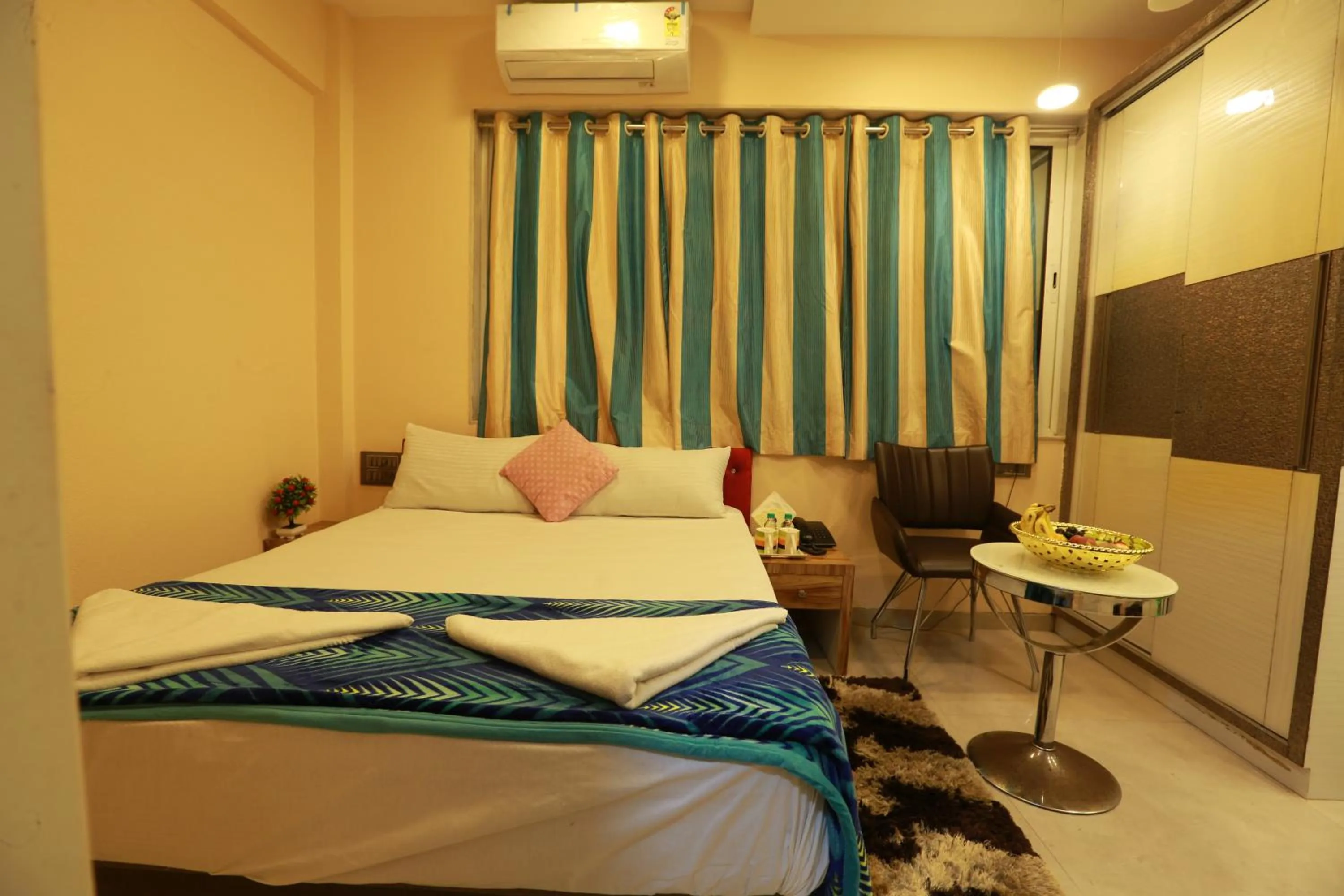 Bed in Villa Residency