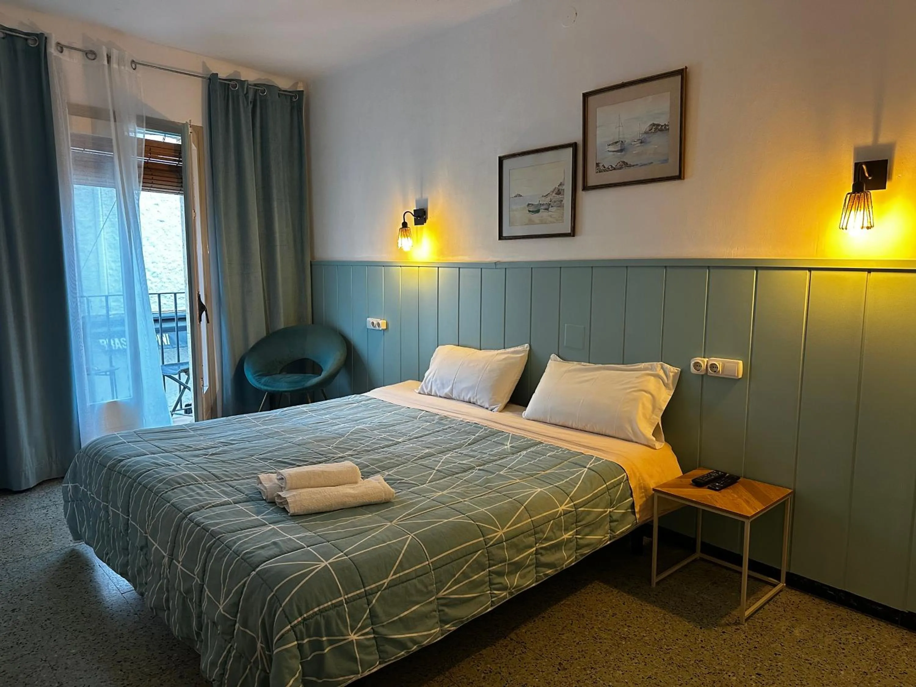 P&R hostals Maria Rosa