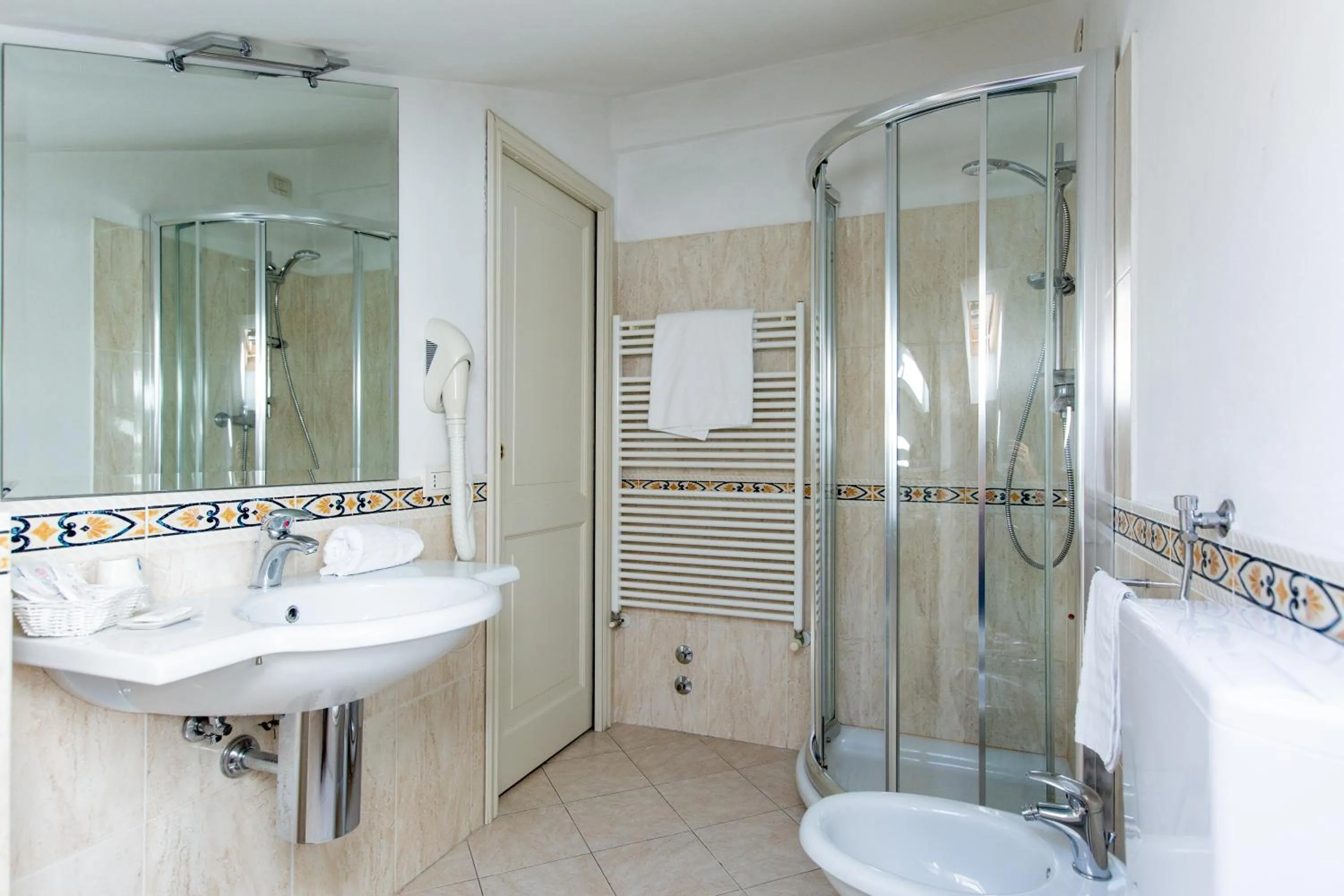 Bathroom in Hotel Sant'Andrea