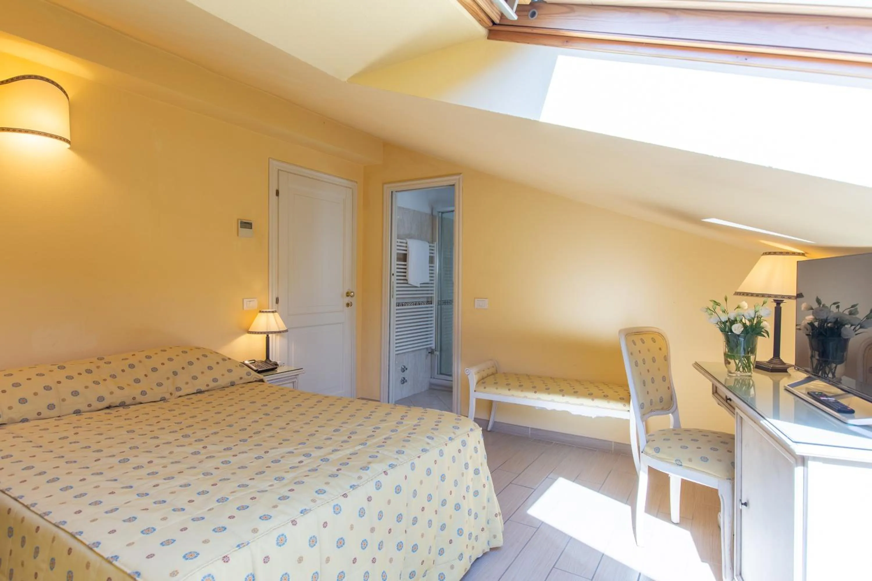 Bedroom, Bed in Hotel Sant'Andrea