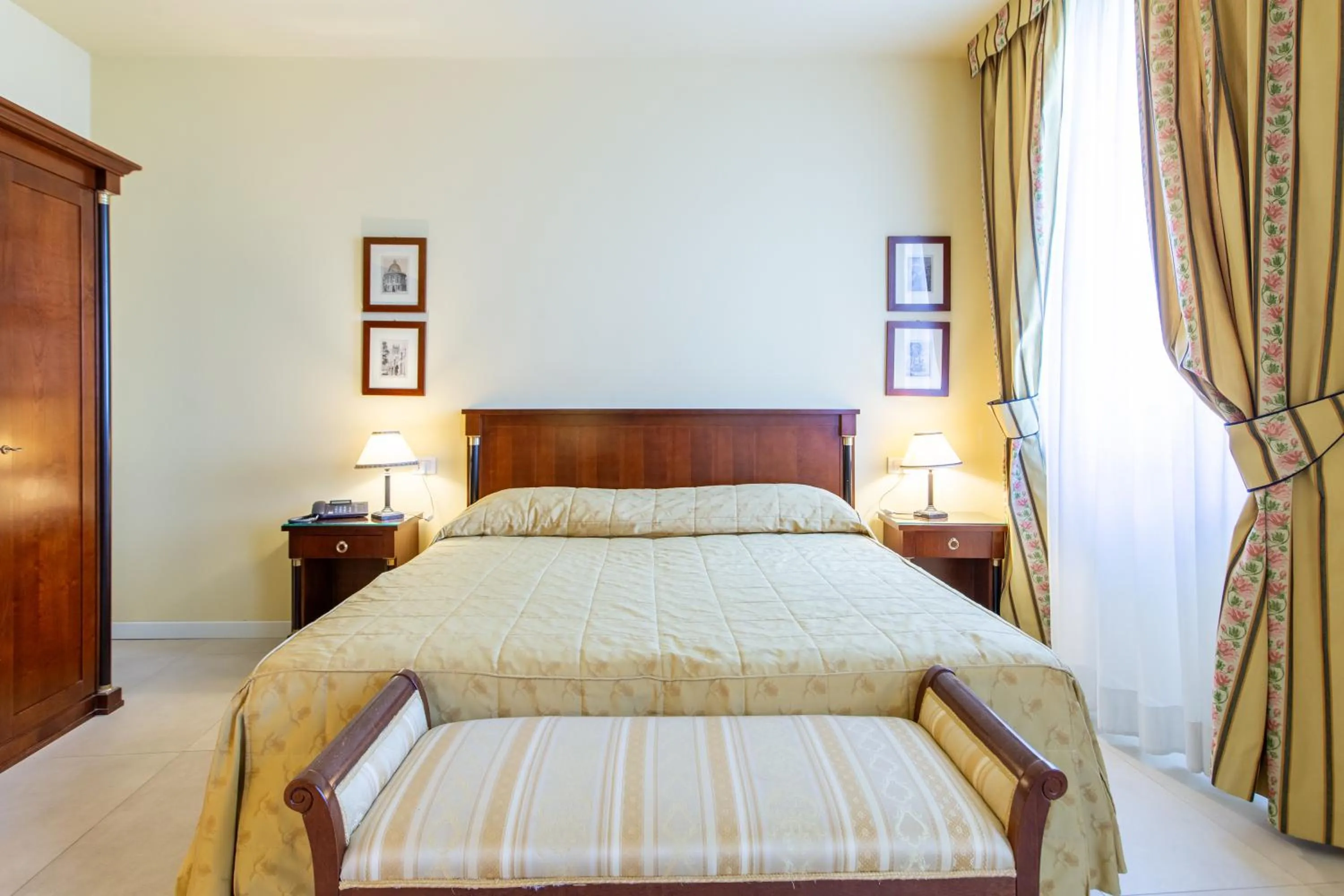 Bedroom, Bed in Hotel Sant'Andrea