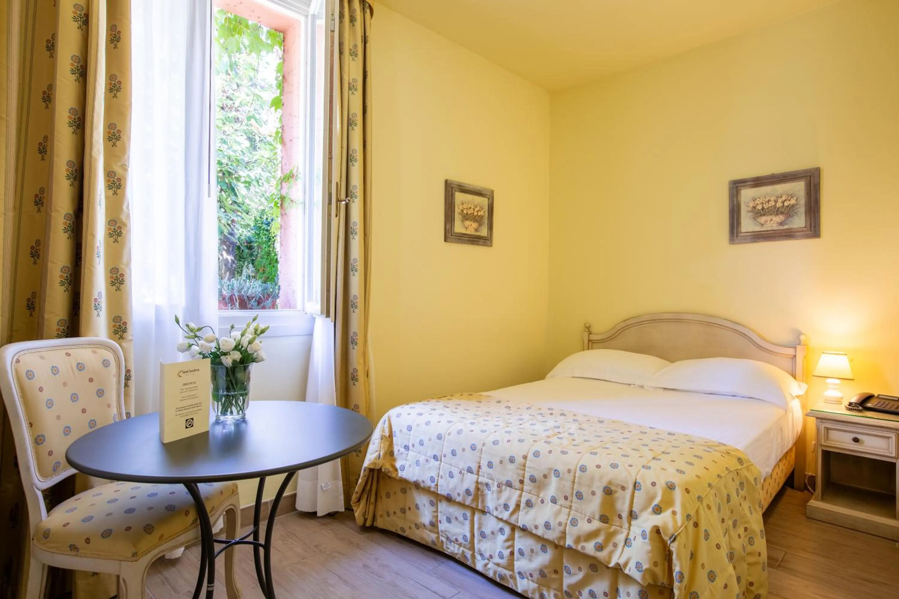 Bedroom, Bed in Hotel Sant'Andrea