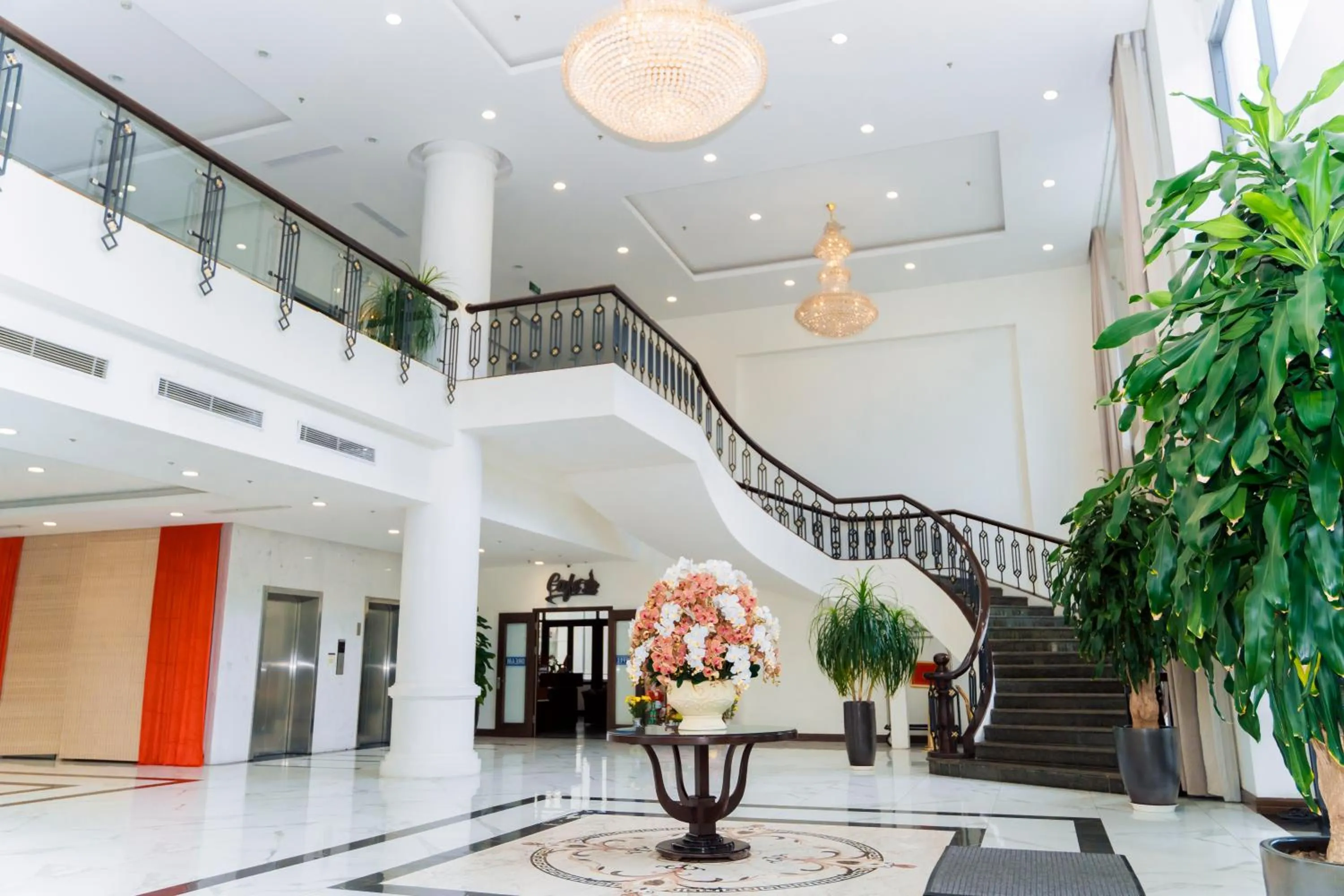 Khách sạn Thái Bình Dream