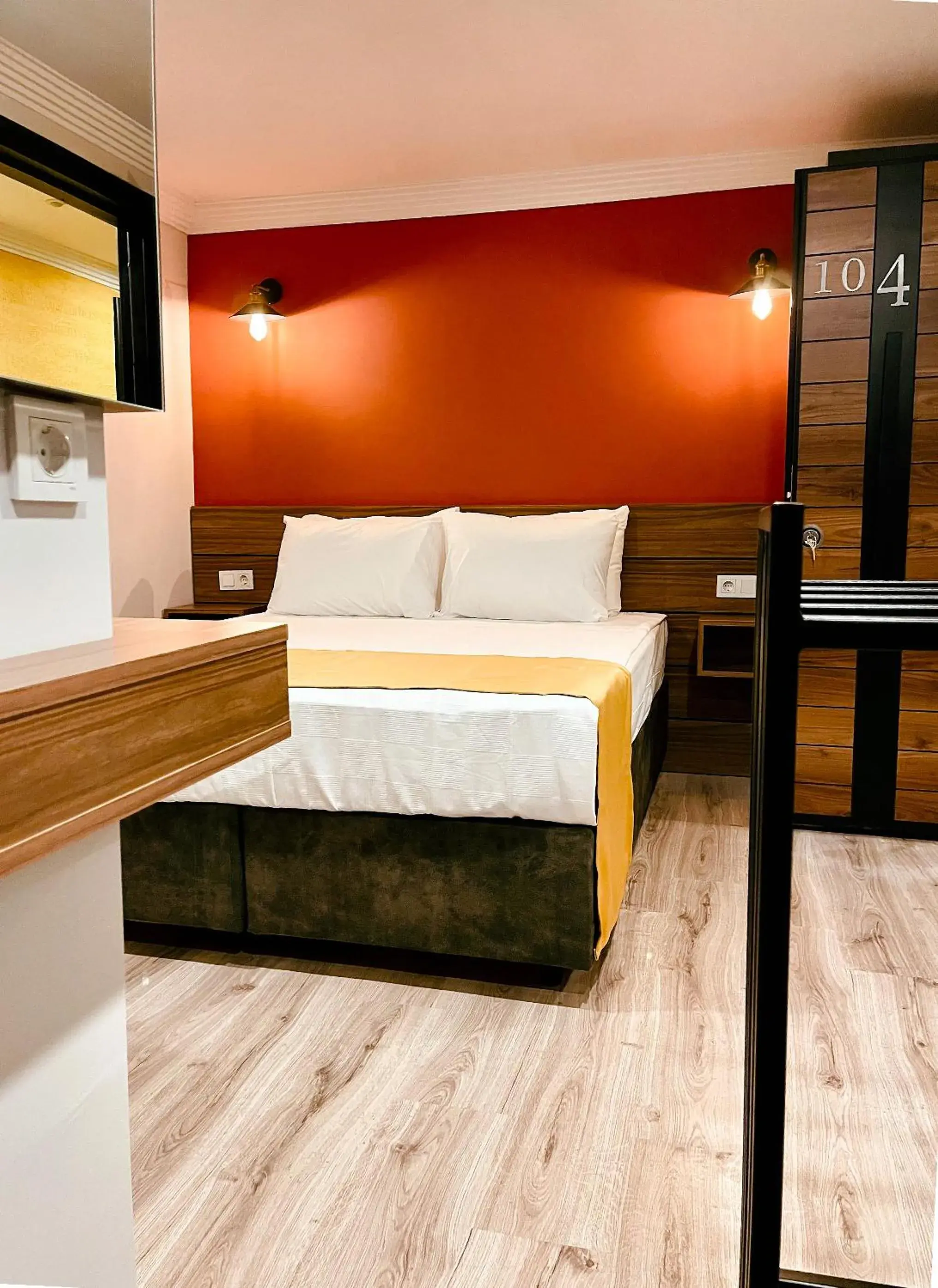 Photo of the whole room, Bed in Terra Rossa Photo of the whole room, Bed in Terra Rossa