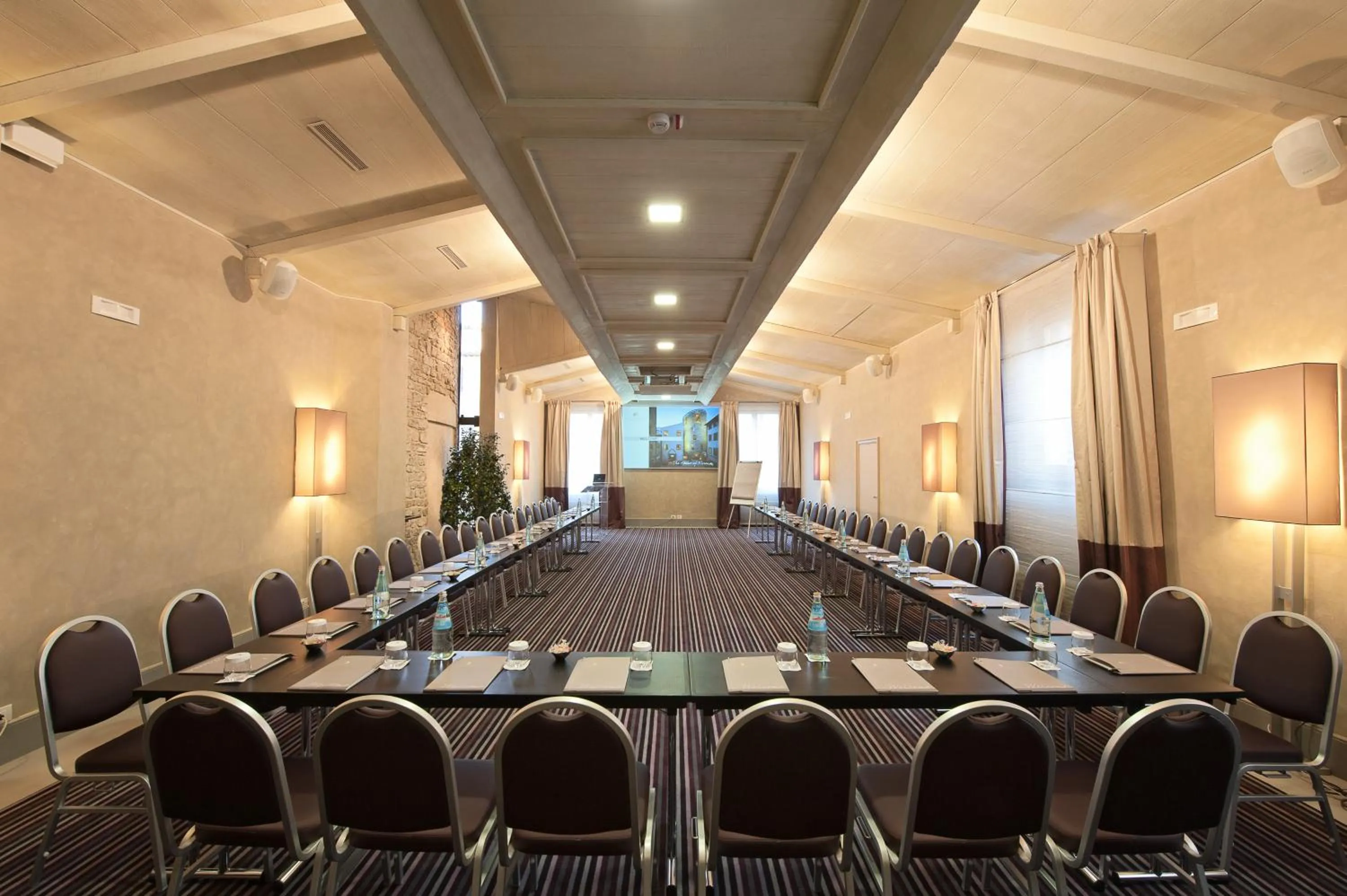 Business facilities in Brunelleschi Hotel