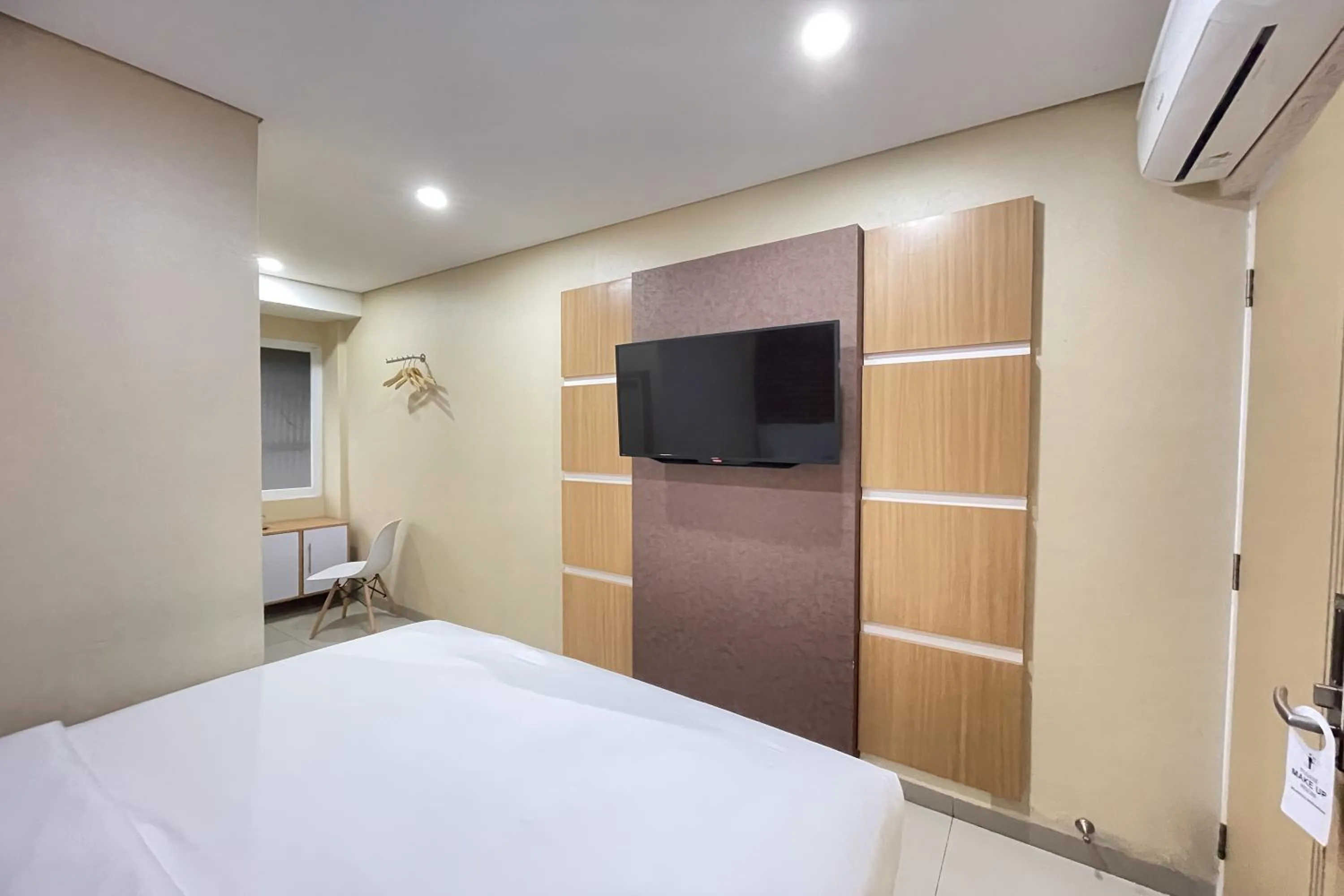 Bed in Hotel Lengkong 2