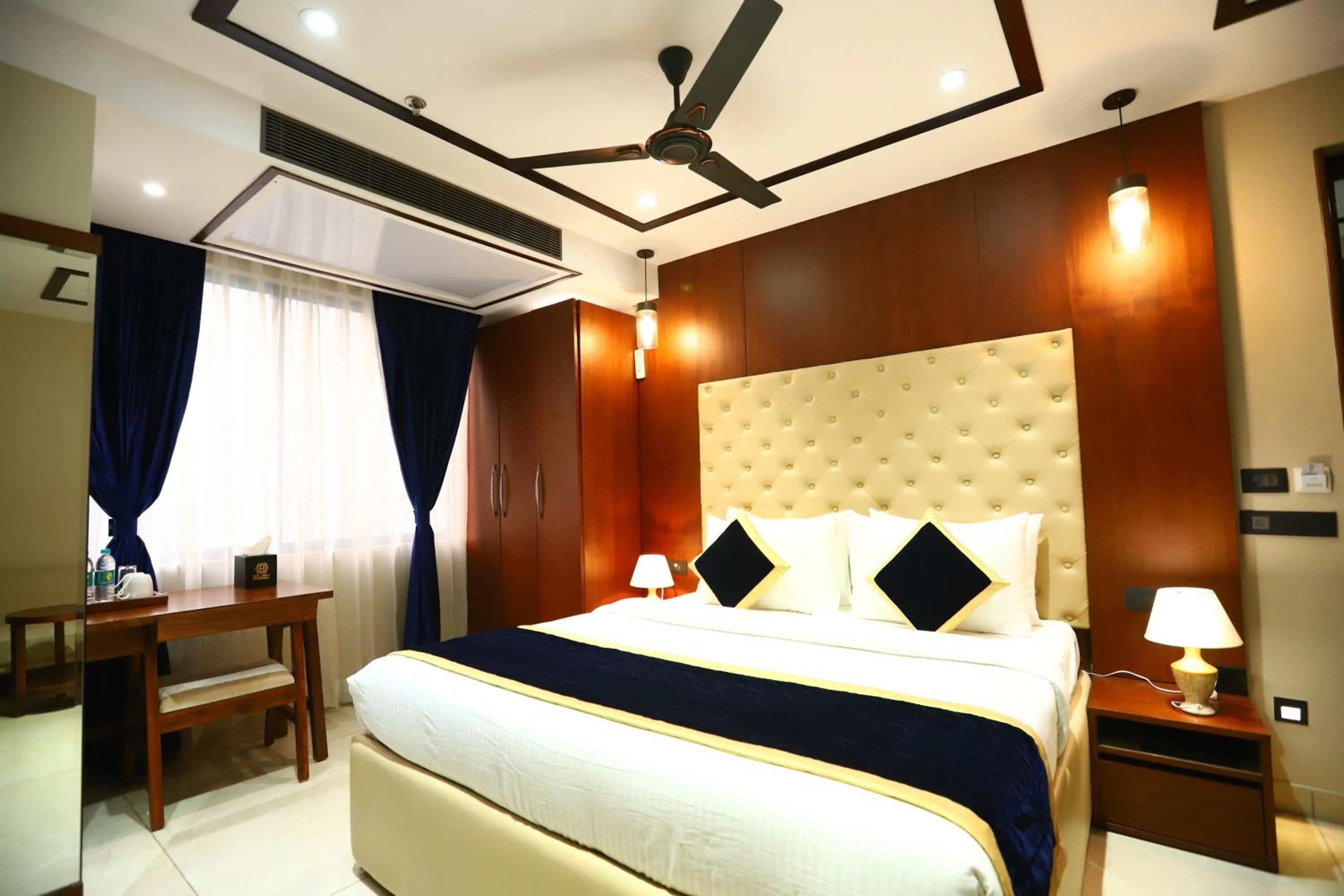 Photo of the whole room, Bed in Sanca International Hotel in Patel Nagar Delhi