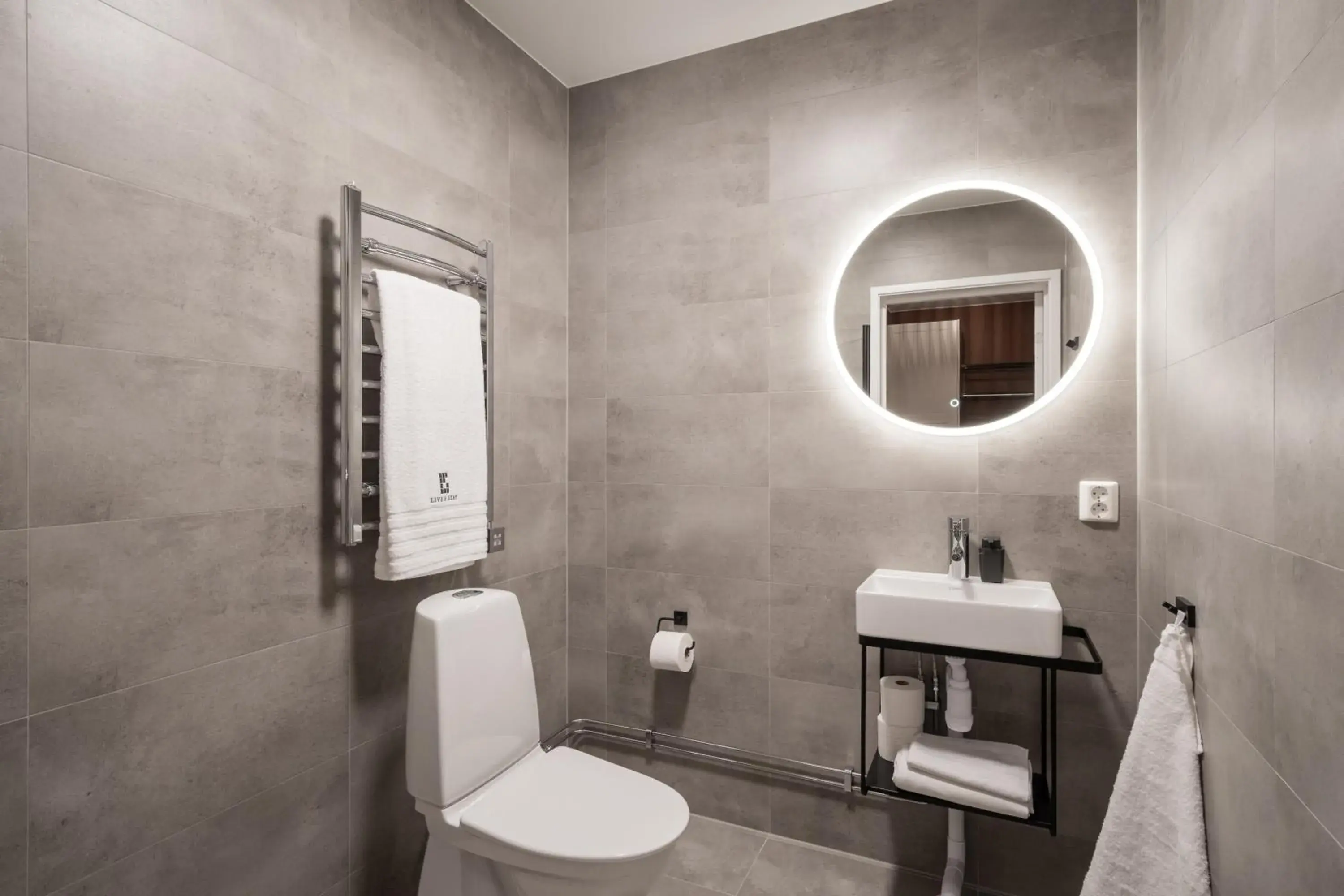 Deluxe Apartment in Live and Stay Ekmanska Deluxe Apartment in Live and Stay Ekmanska