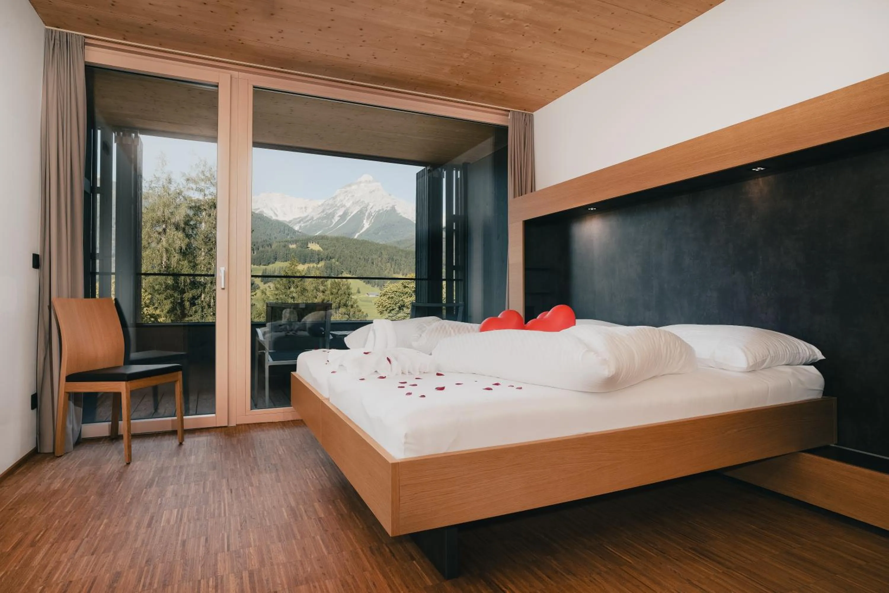 Twin Room with Balcony in St Michael Alpin Retreat