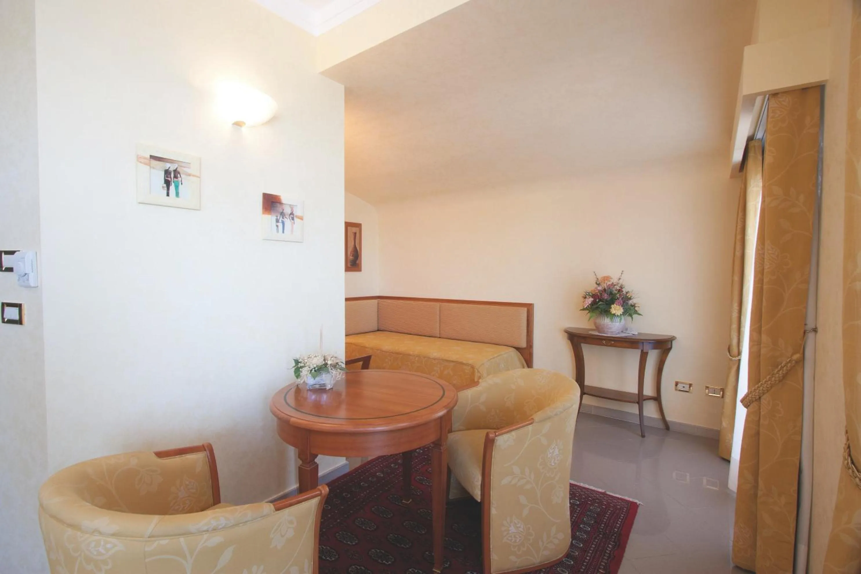 Bedroom in Hotel Tirreno