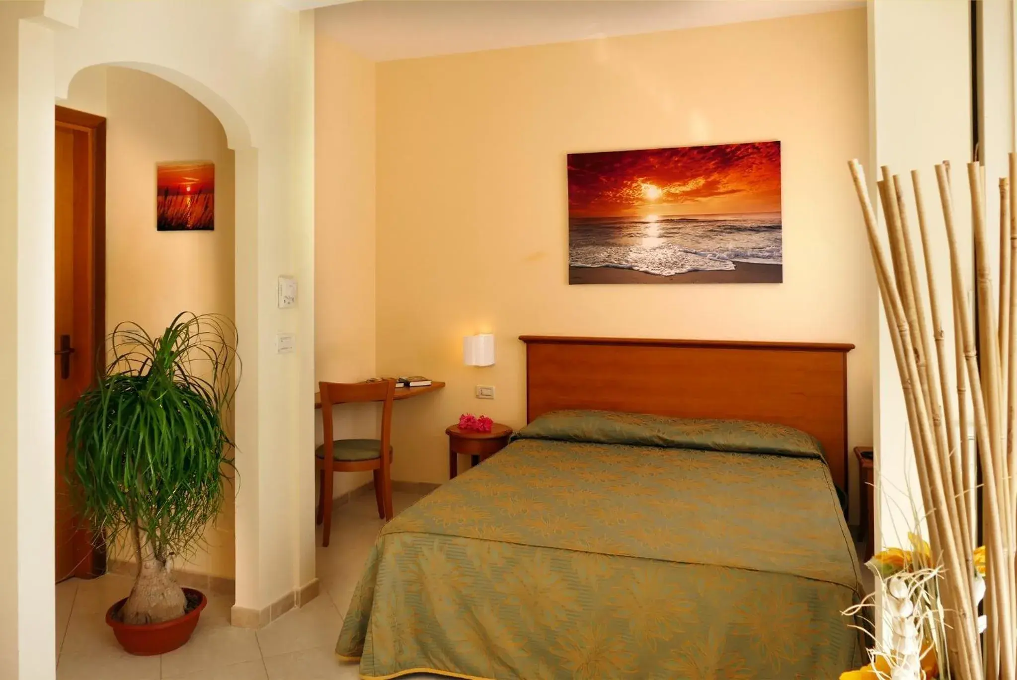 Bedroom, Bed in Hotel Tirreno Bedroom, Bed in Hotel Tirreno