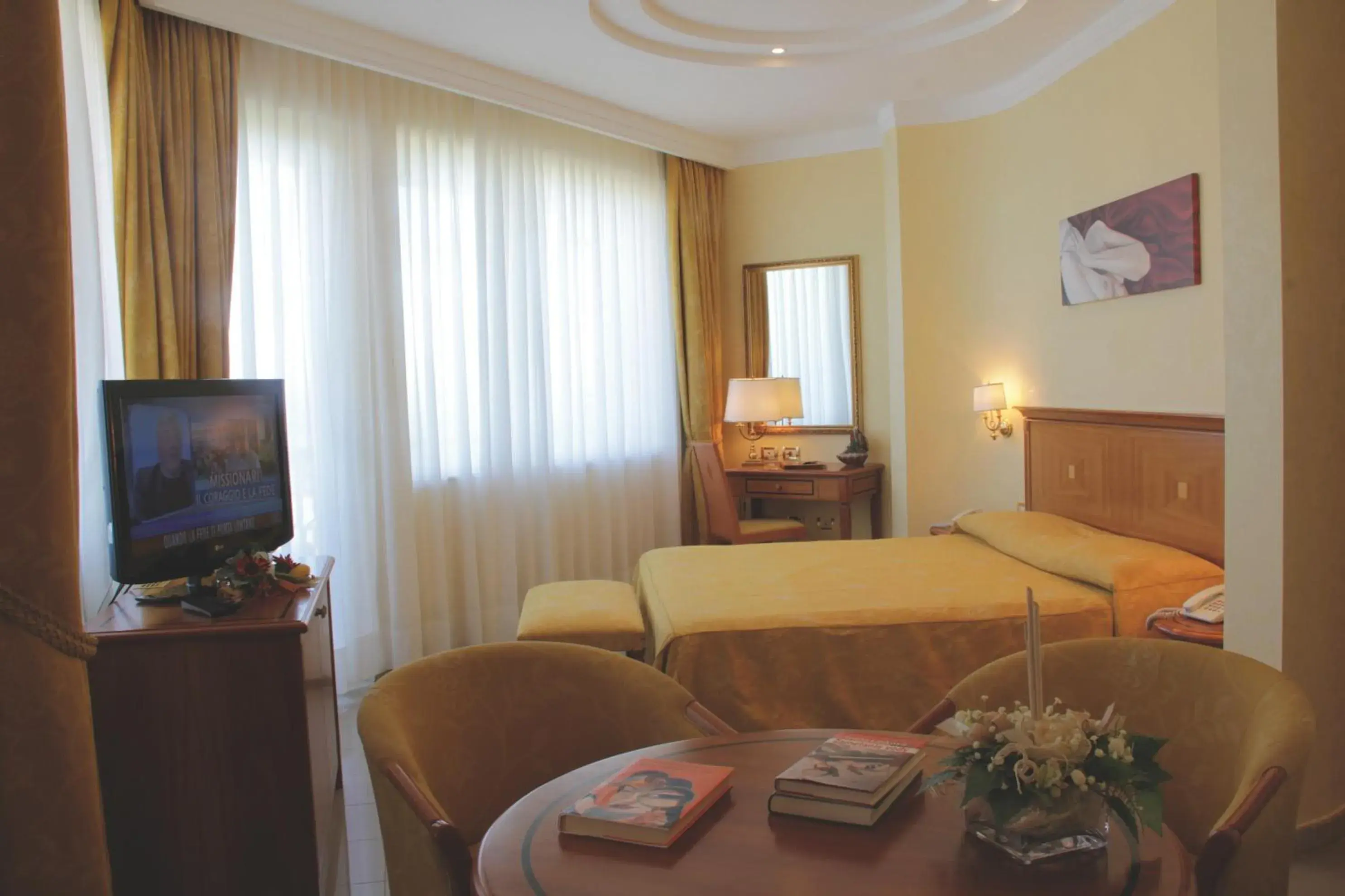 Bedroom in Hotel Tirreno Bedroom in Hotel Tirreno