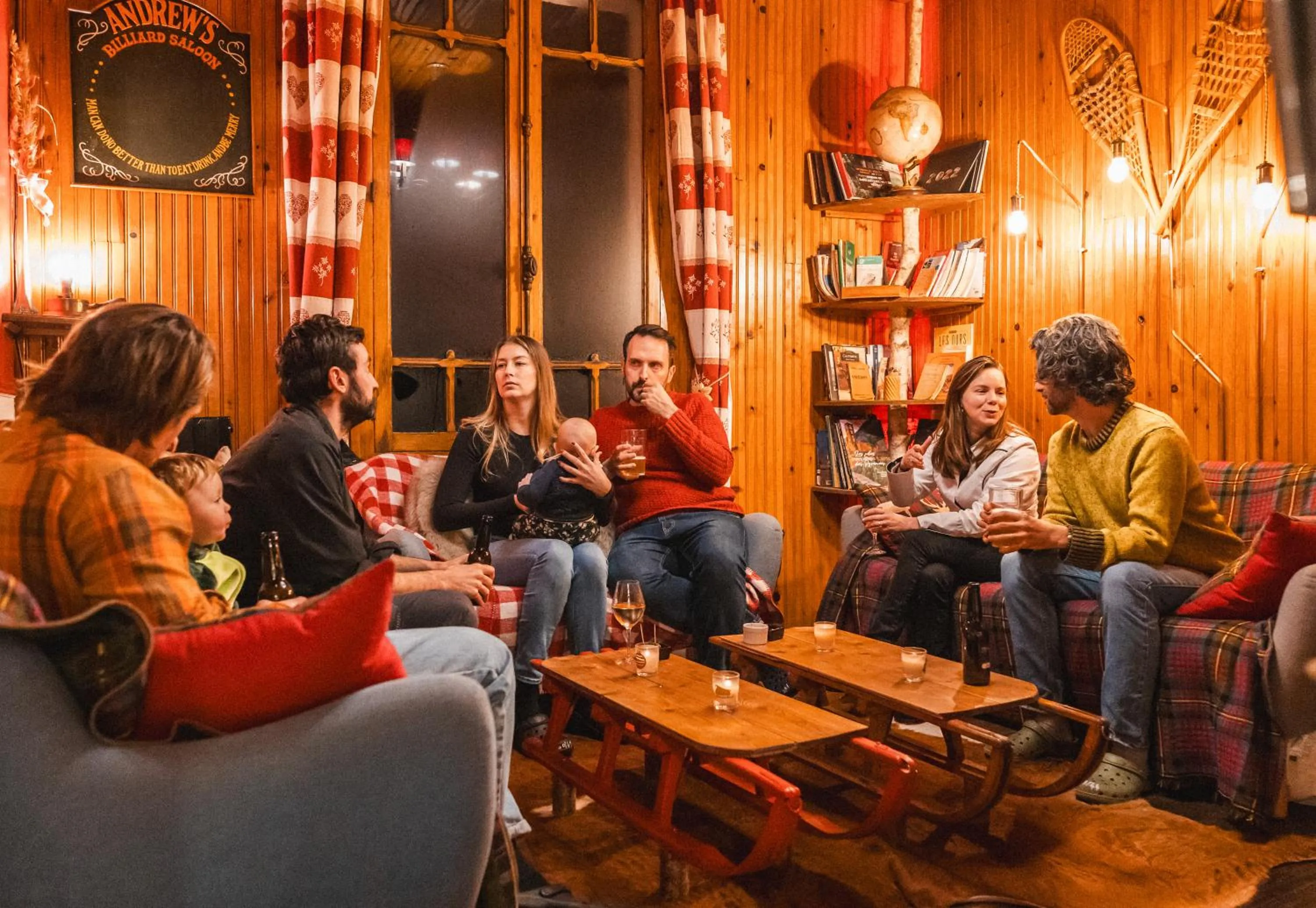 Communal lounge/ TV room in Les Ruisseaux
