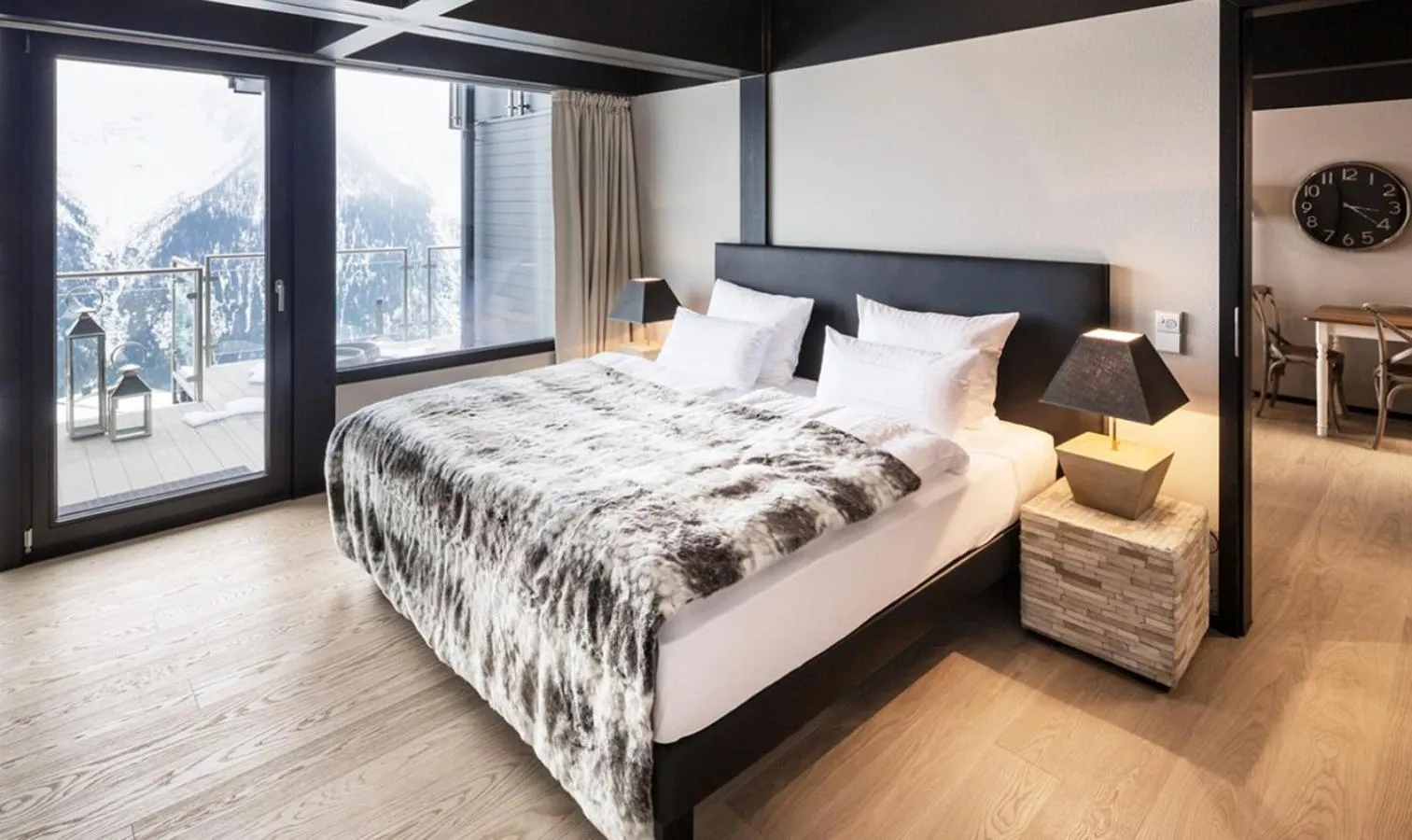Bed in Lauchernalp Resort Residences