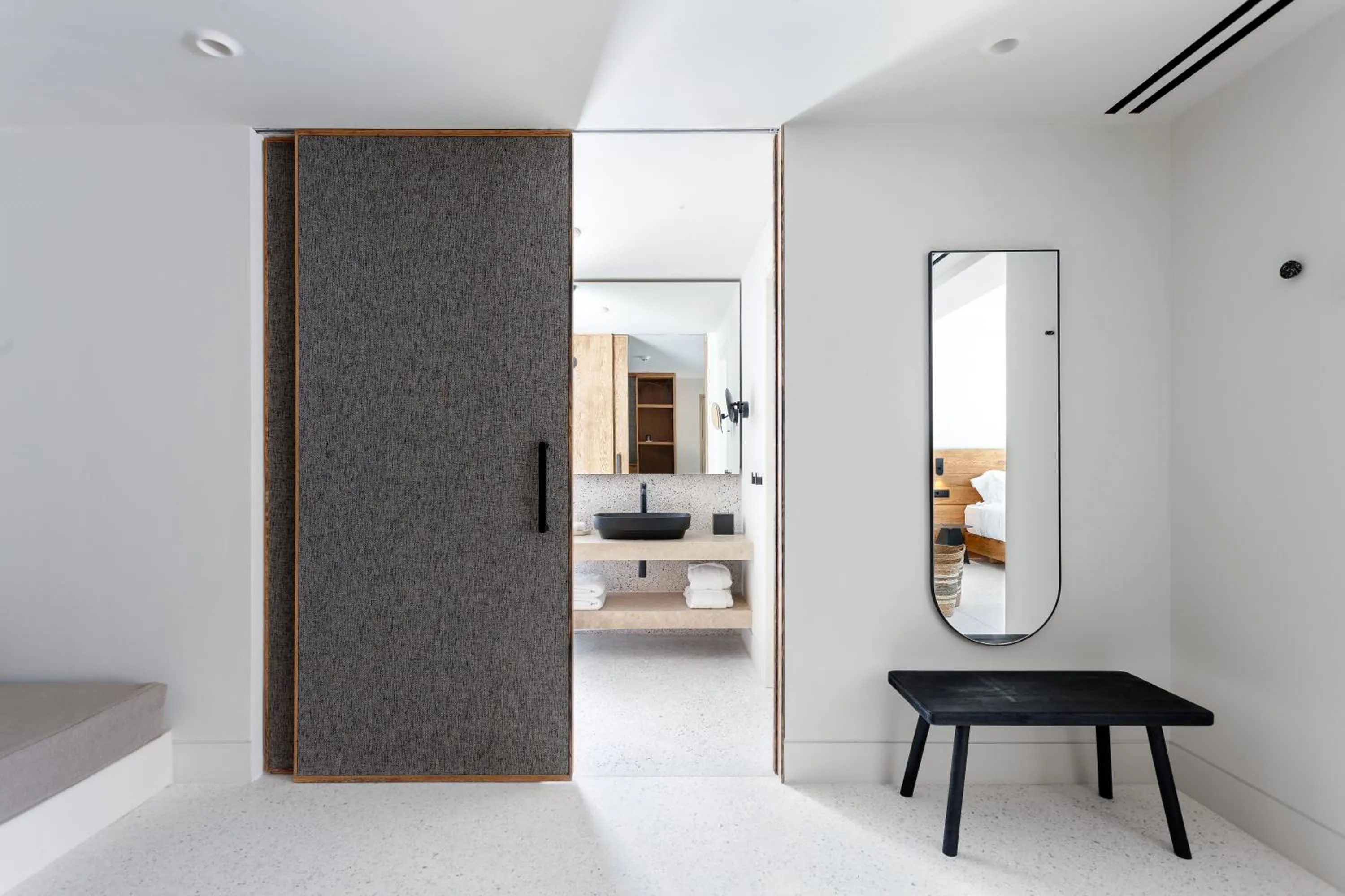 Bathroom in Noūs Santorini