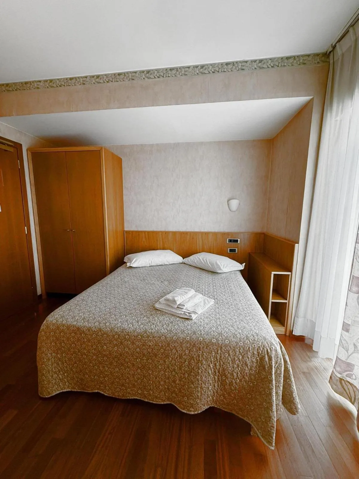 Bed in Hotel Lory & Ristorante Ferraro