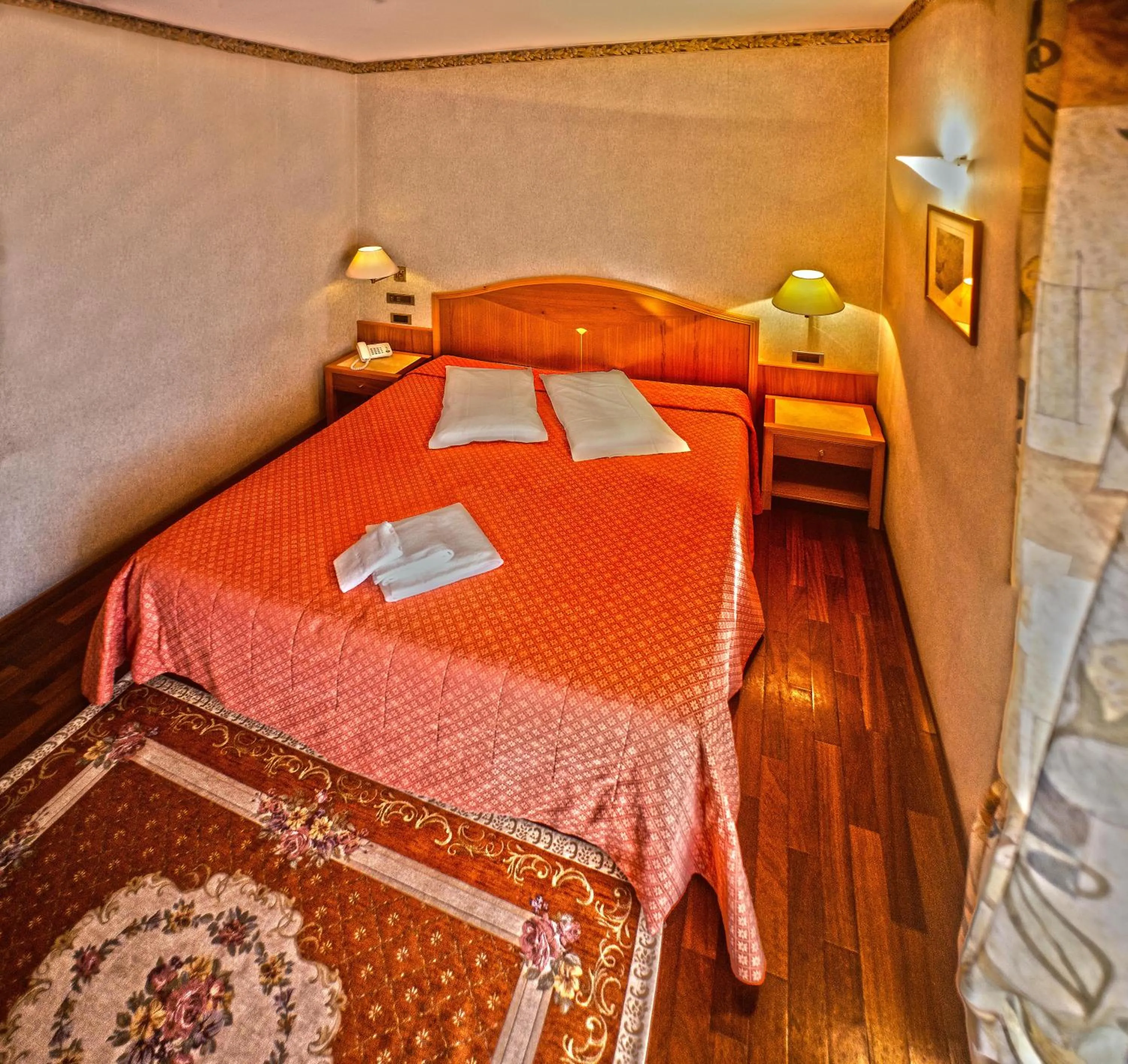 Bed in Hotel Lory & Ristorante Ferraro