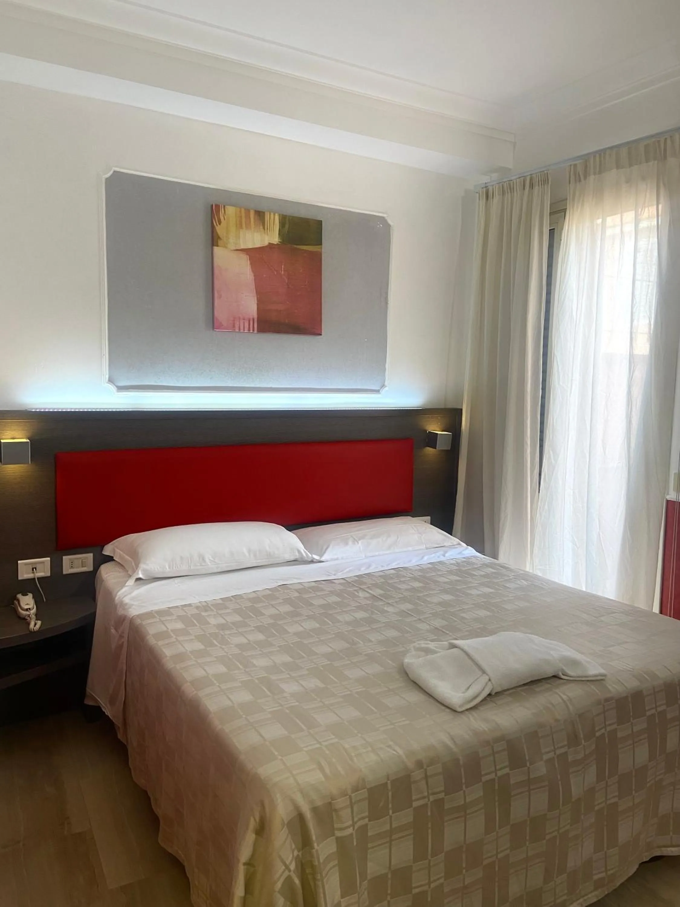 Bed in Hotel Center 2