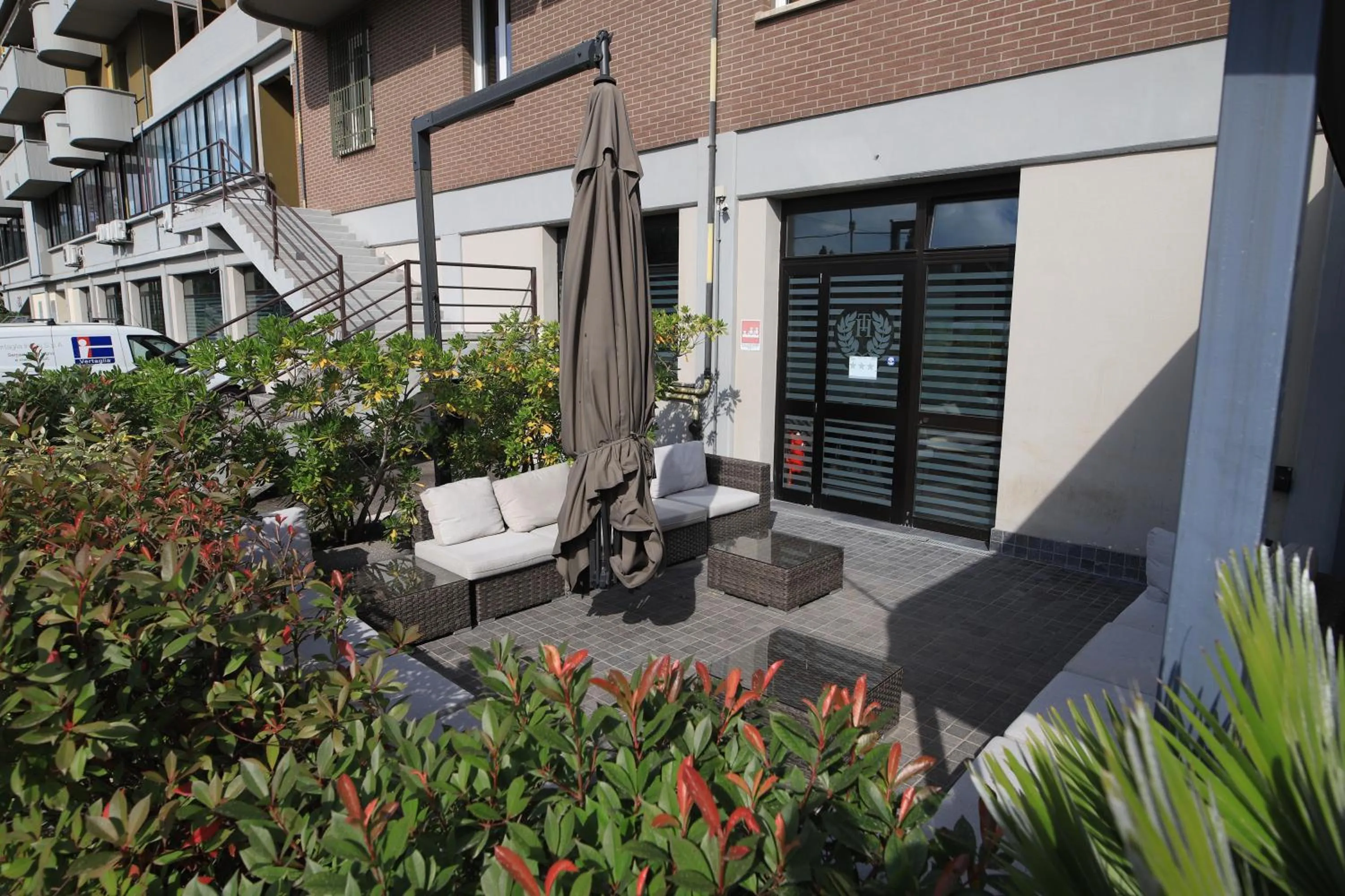 Property building in Tiby Hotel