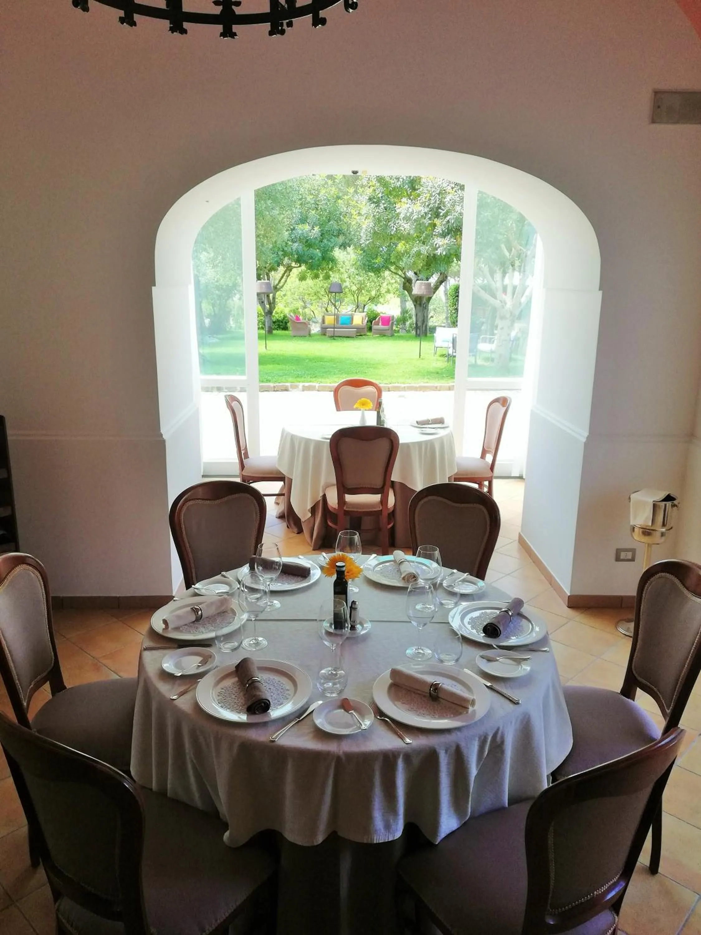 Dining area in Oasi Olimpia Relais