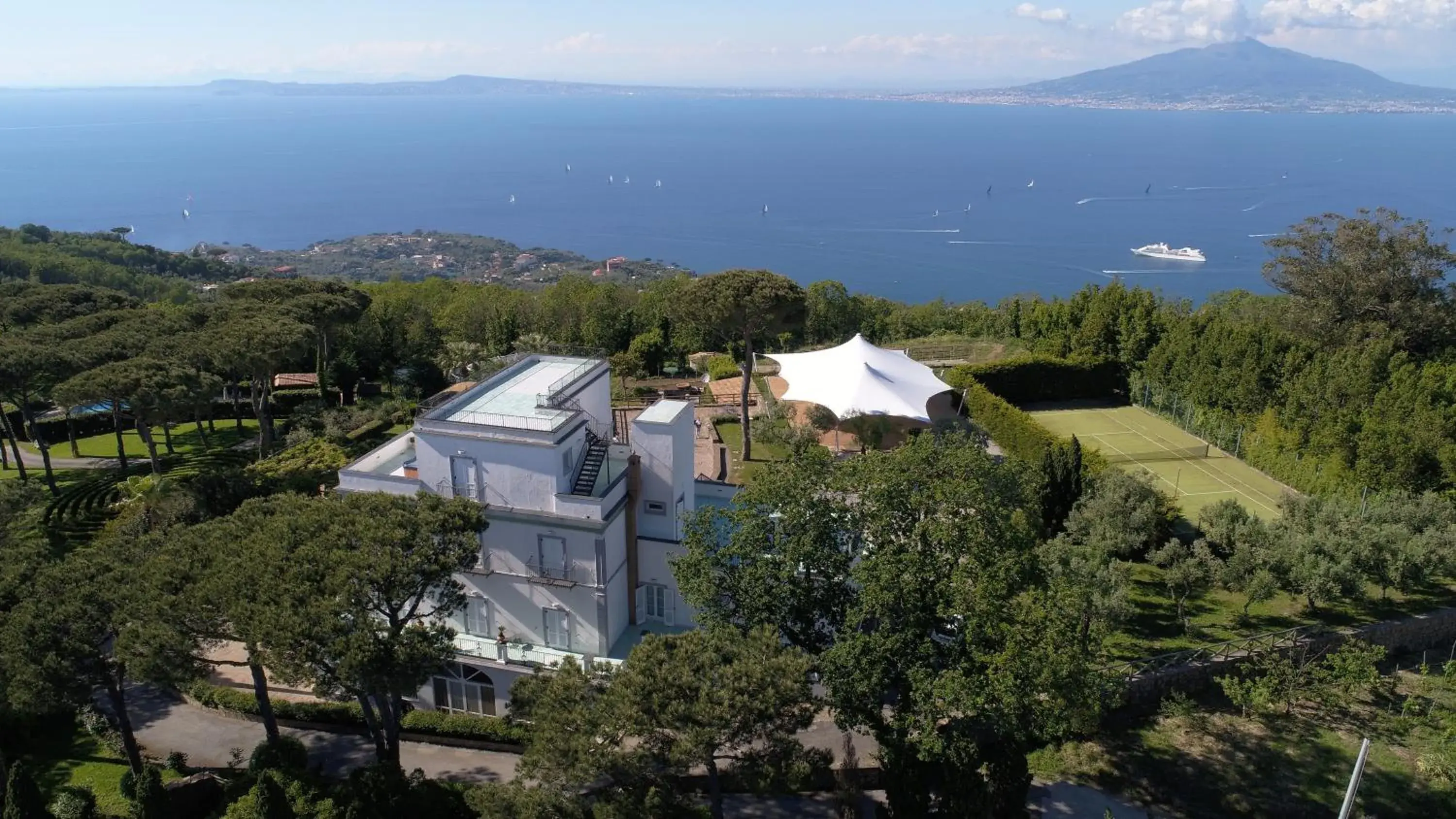 Property building in Oasi Olimpia Relais Property building in Oasi Olimpia Relais