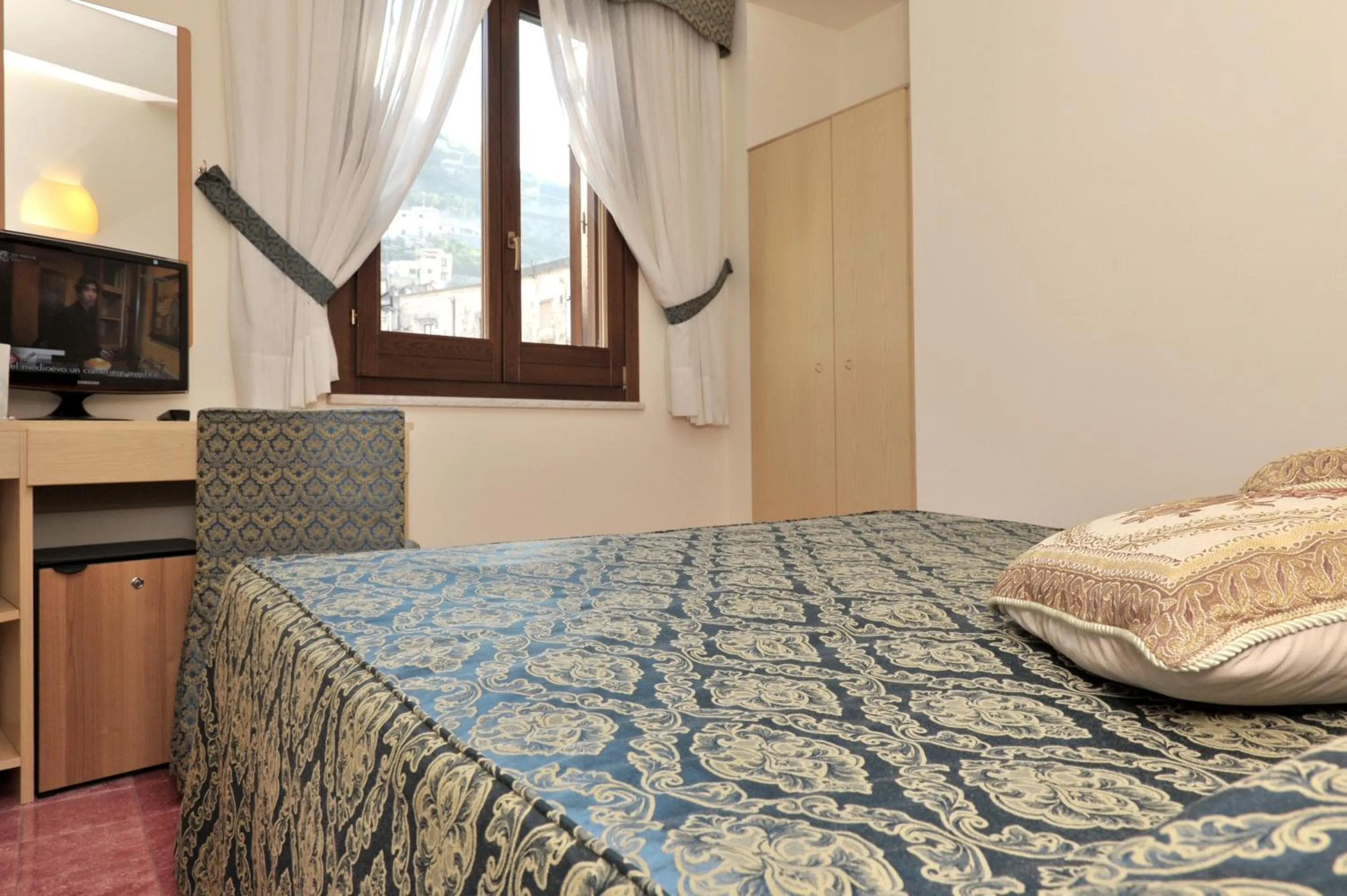 Bed in Hotel Santa Lucia