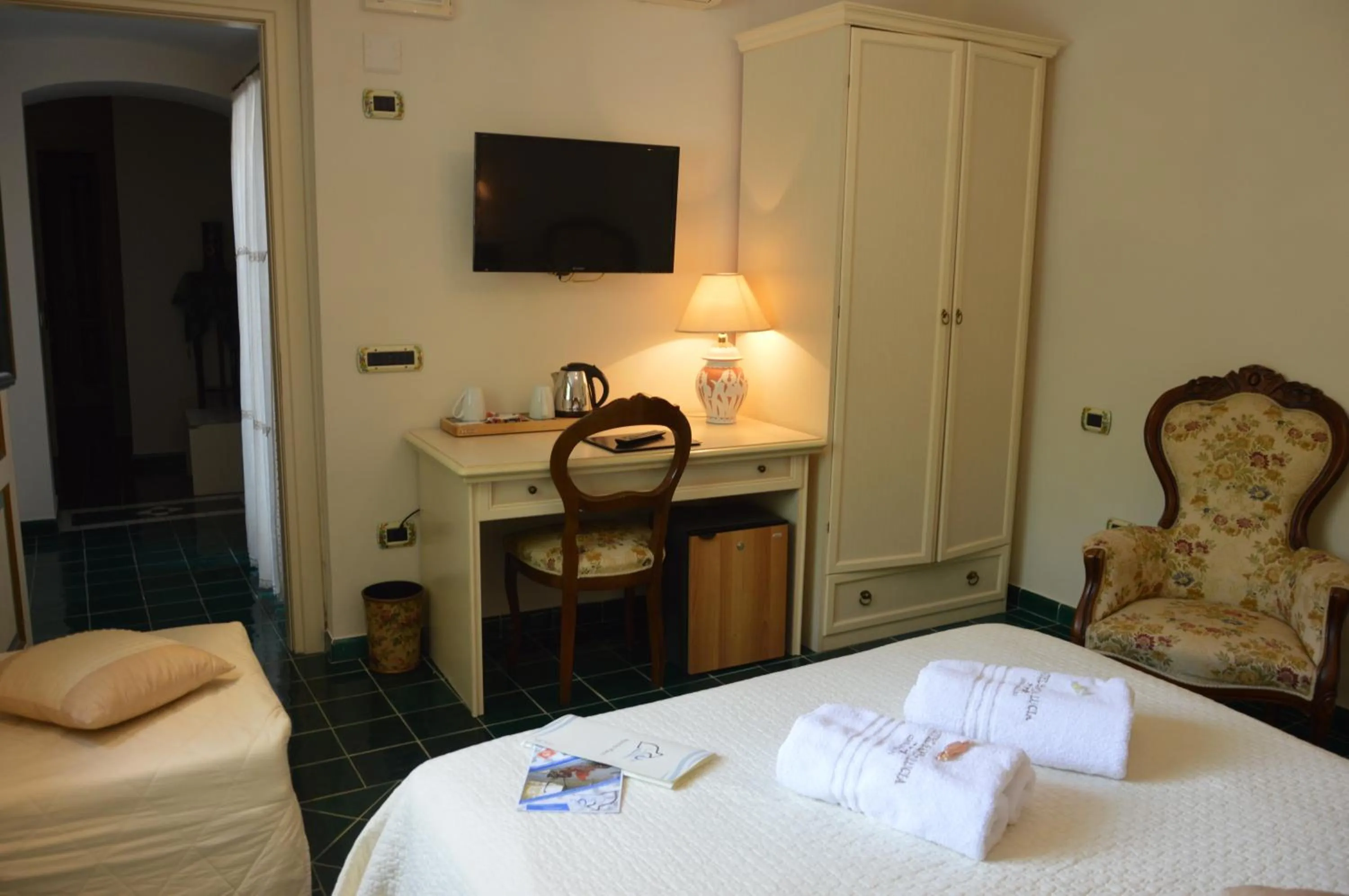 Bed in Hotel Santa Lucia