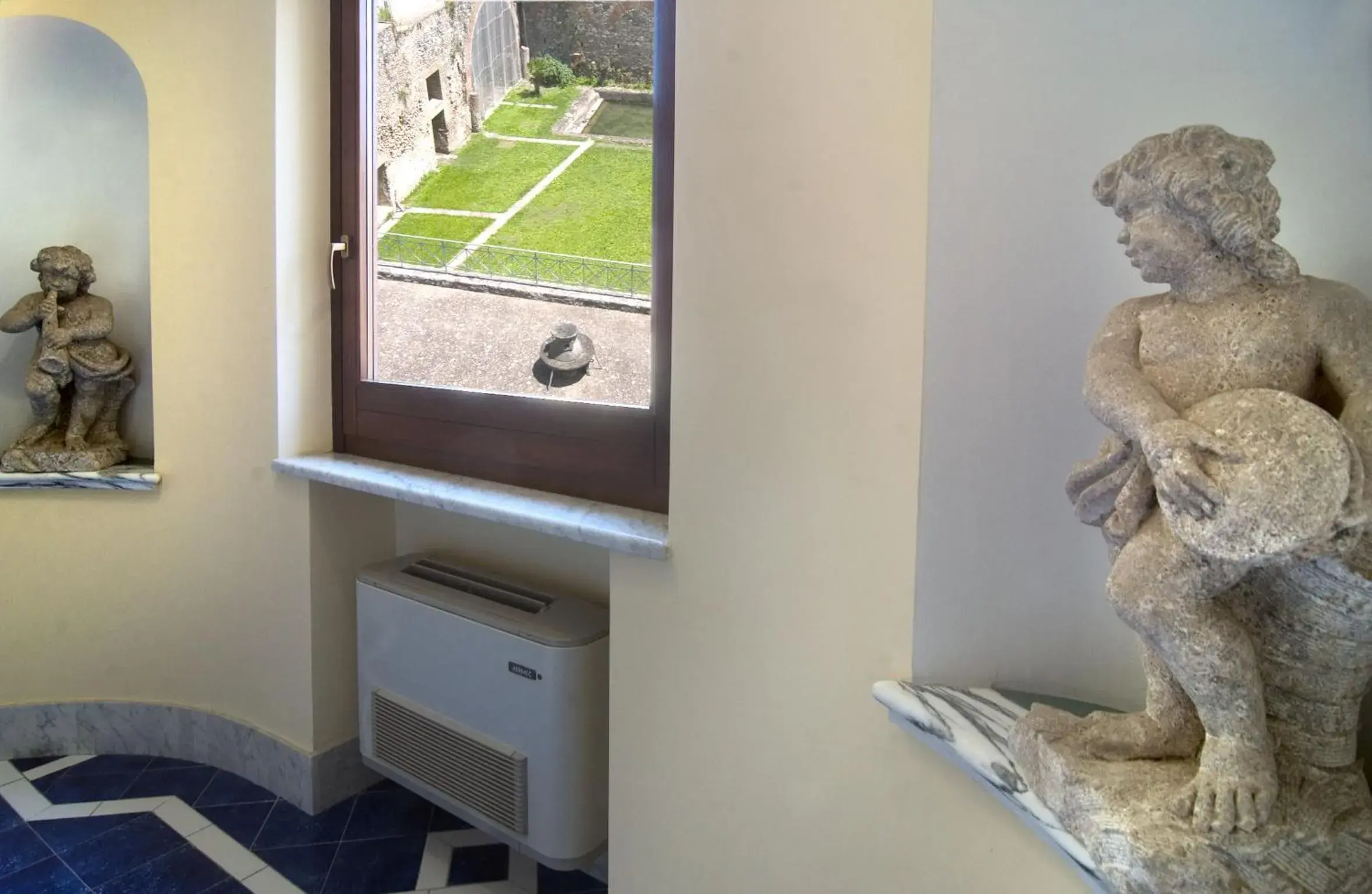 Property building in Hotel Santa Lucia Property building in Hotel Santa Lucia