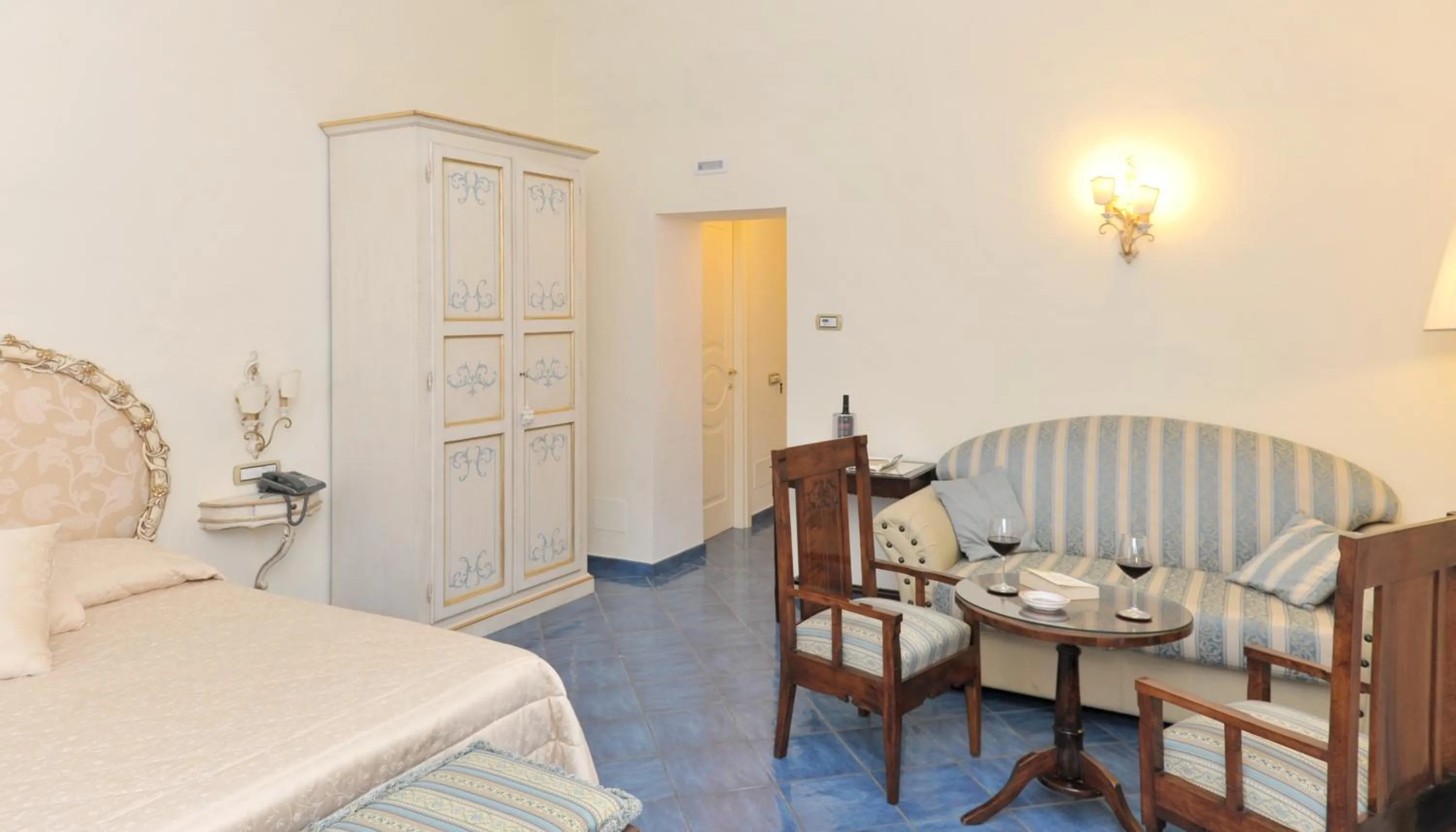 Photo of the whole room, Bed in Hotel Santa Lucia