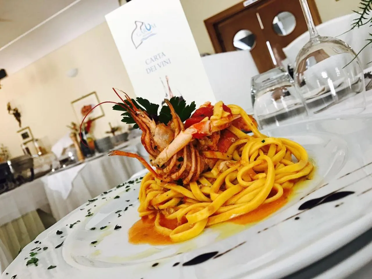 Restaurant/places to eat in Hotel Santa Lucia