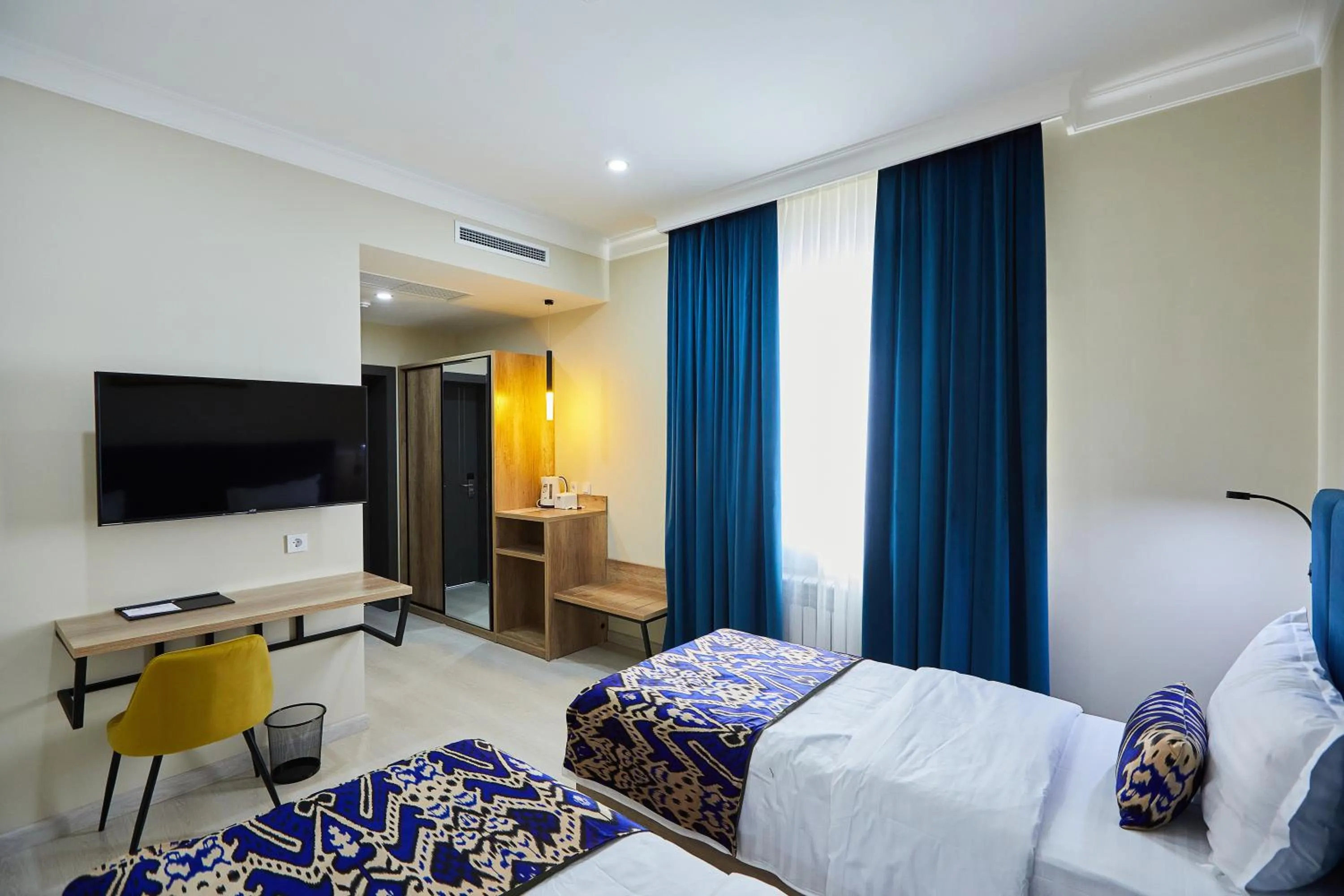 TV and multimedia, Bed in OLD TASHKENT Hotel & Spa