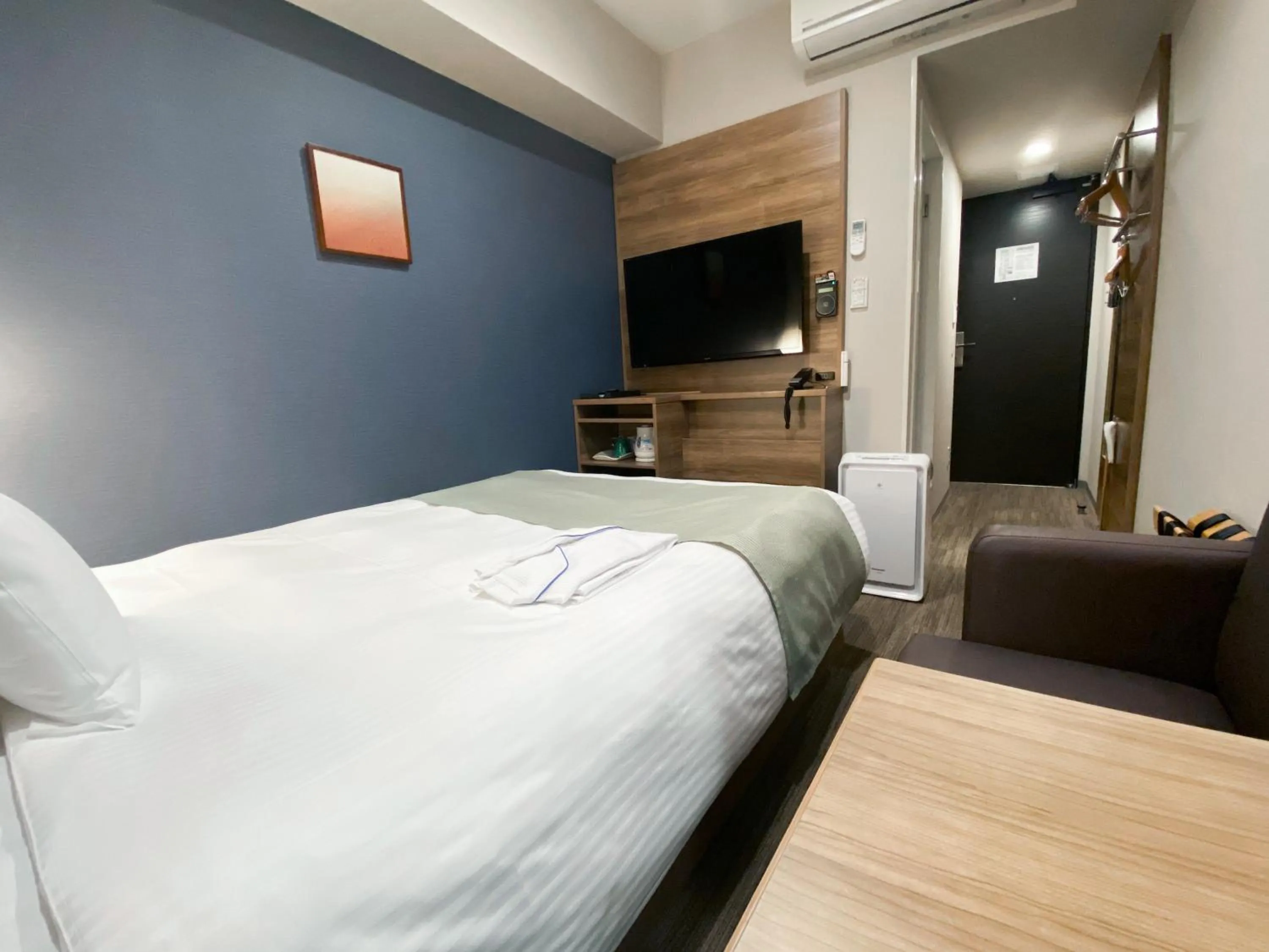 Photo of the whole room in KEIKYU EX INN Higashi-Ginza