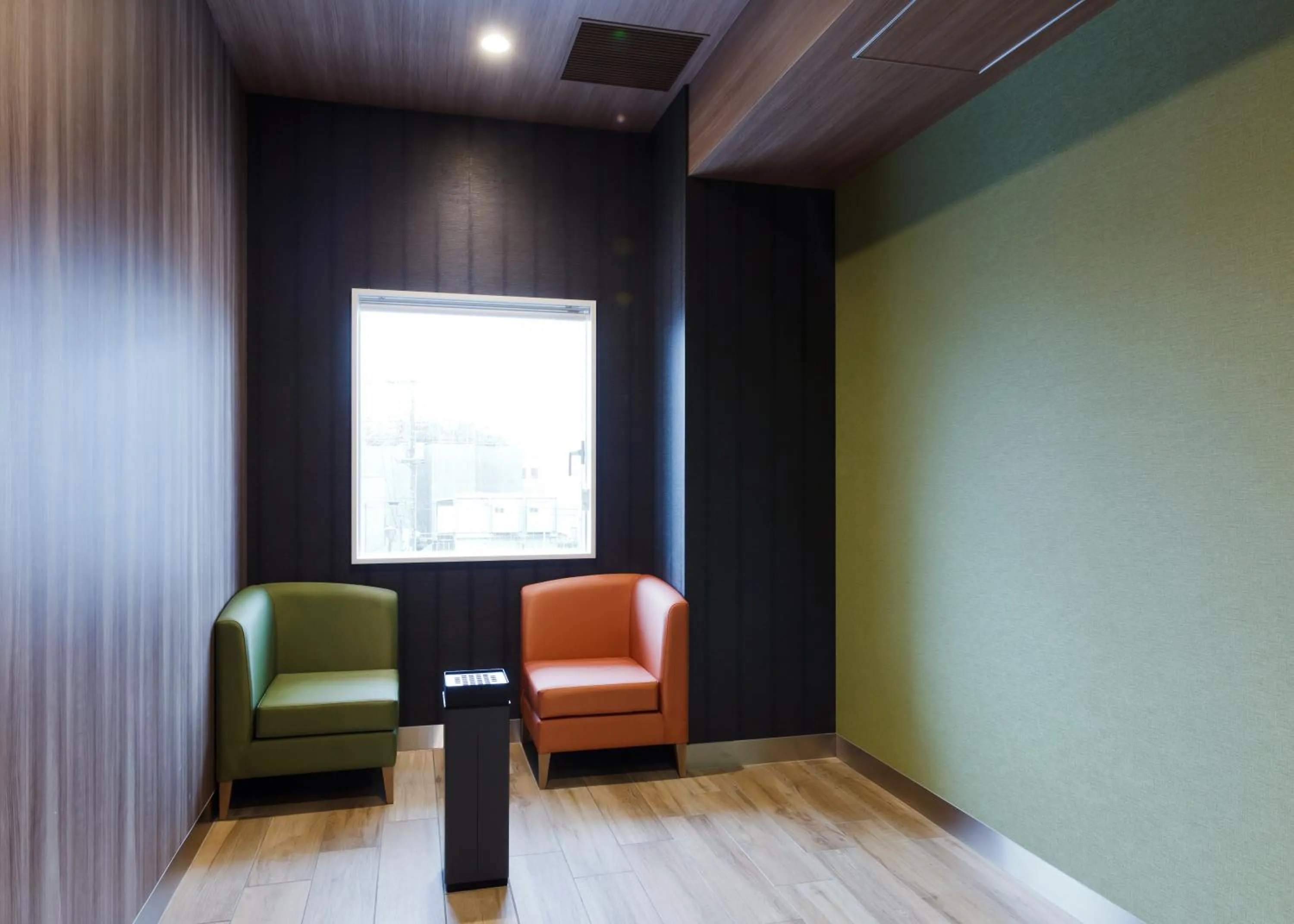 Lobby or reception, Seating Area in KEIKYU EX INN HANEDA 3 minutes walk from A2 Exit of Tenkubashi Station